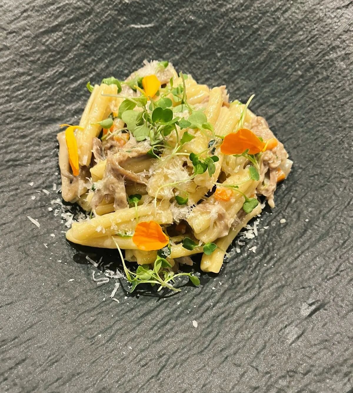 Next week -  new item on the menu! 
DUCK RAGUT
CASSARECI | CONFIT DUCK | CR&Egrave;ME | CHICKEN GLAC&Eacute; | CARROTS | MARJORAM | PECORINO CHEESE
.
.
.
#clarityrestaurant #clarityvienna #finedinning #Clarity#washingtondc @washingtonianmag @restaura