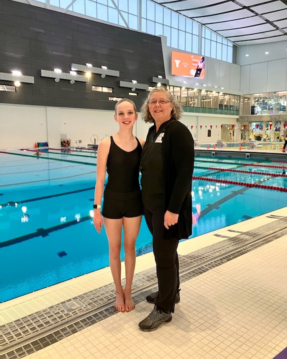 This weekend, Excel Head Coach Teresa and athlete Mika had the opportunity to attend the @canadaartisticswimming conference in Calgary! 

This conference provided both in-water and classroom sessions for athletes, coaches and judges to further develo