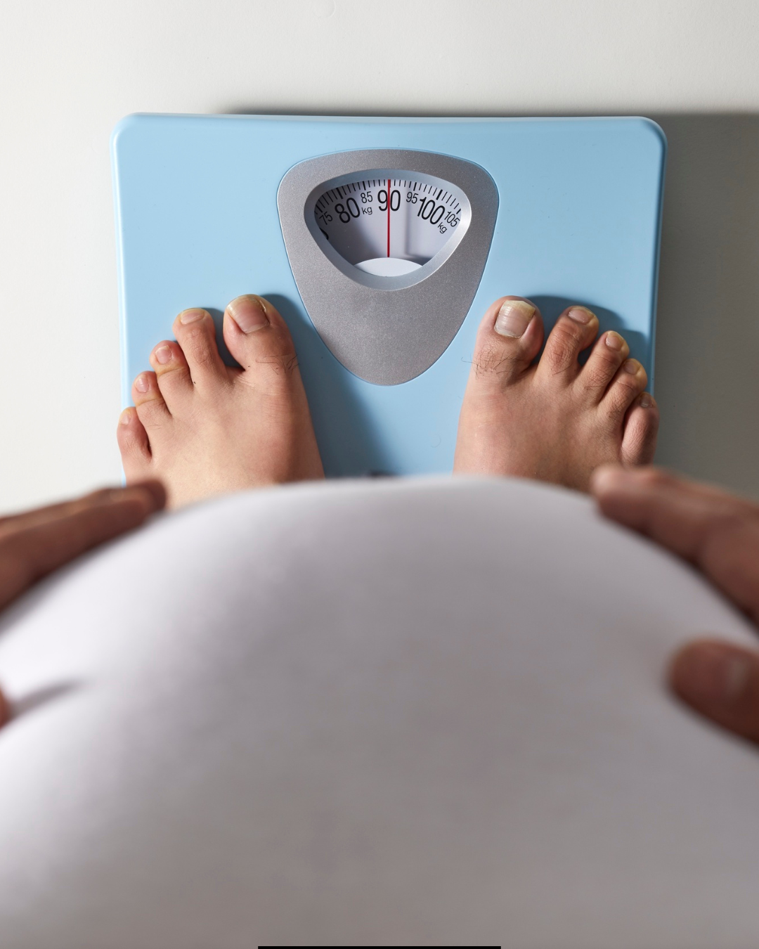 Dieting While Breastfeeding: What You Need to Know + Current Academy of Breastfeeding Medicine Recommendations