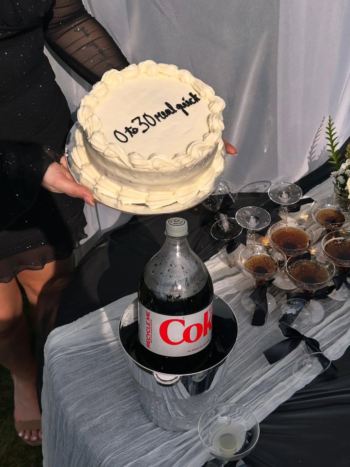@dietcoke sponsor the Rehm Girls, yeah?
@brandis_margaret @jacquelynnnlee 

Red velvet/cream cheese frosting. A classic. 

#geminiseason #sisters #birthday #cake #personalchefri #privatechef #baker #redvelvet #creamcheese #ibake #summer #summertime #