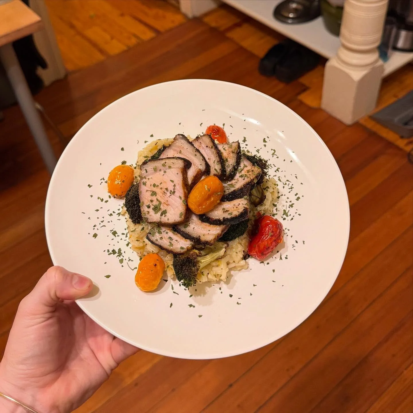 I&rsquo;ve nearly booked up all summer dates for bachelorettes and private dinners, and naturally I gotta get my plate up game straight. 

Dinner tonight:
Dry rubbed/chipotle pork chops
Cuts of pork from @waldenlocalmeat 
Jasmine rice/21 seasoning sa