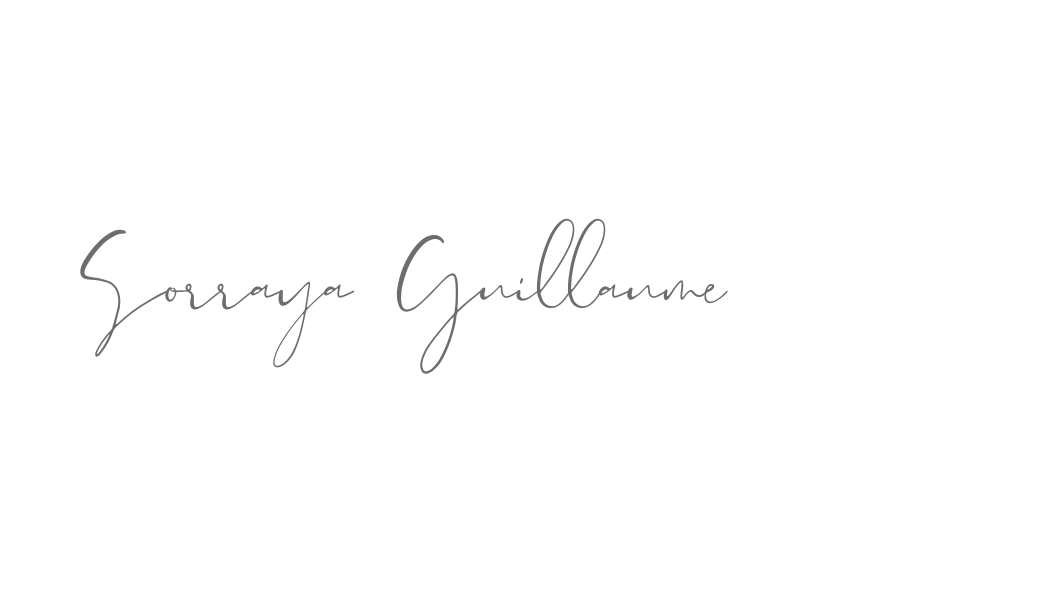 Black background with elegant handwritten text that reads 'Yoraya Guillaume' in gray.
