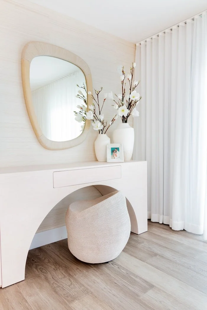 Full-Service Interior Design vs Decorating: What’s the Difference?