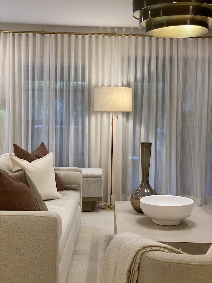 floor-lamp-curtains-pillows-contemporary-living-room.jpg