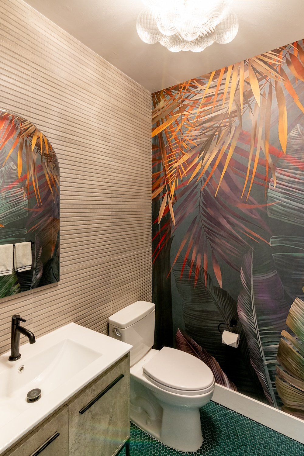 bathroom-palm-fronds-wallpaper.jpg