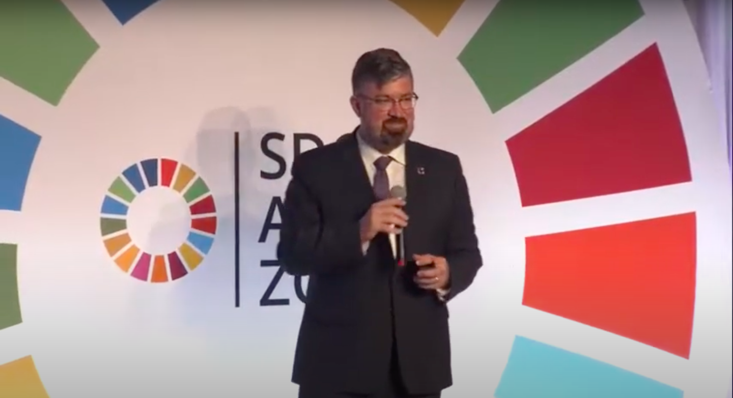 #SDGActionZone: Putting Paris on the Blockchain 