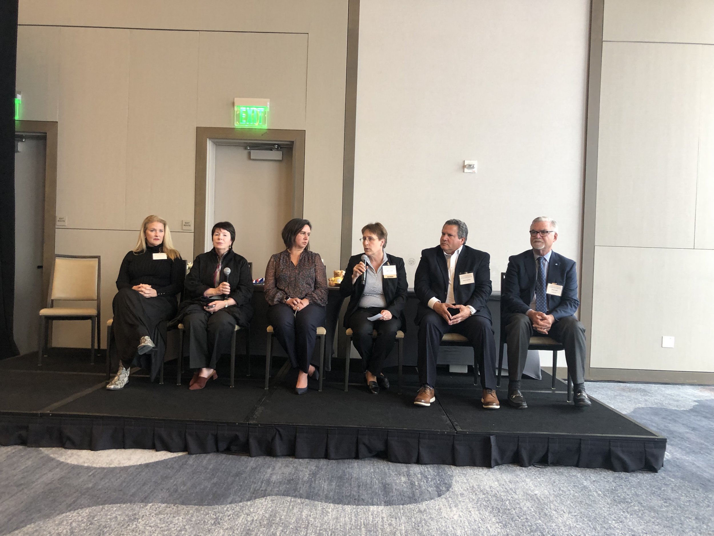 Leadership Panel (L to R) Mara Bryant, Janet Wagner, Tiffany Yandell, Janet Grondin, Roger Arciniega, Steve Lamb