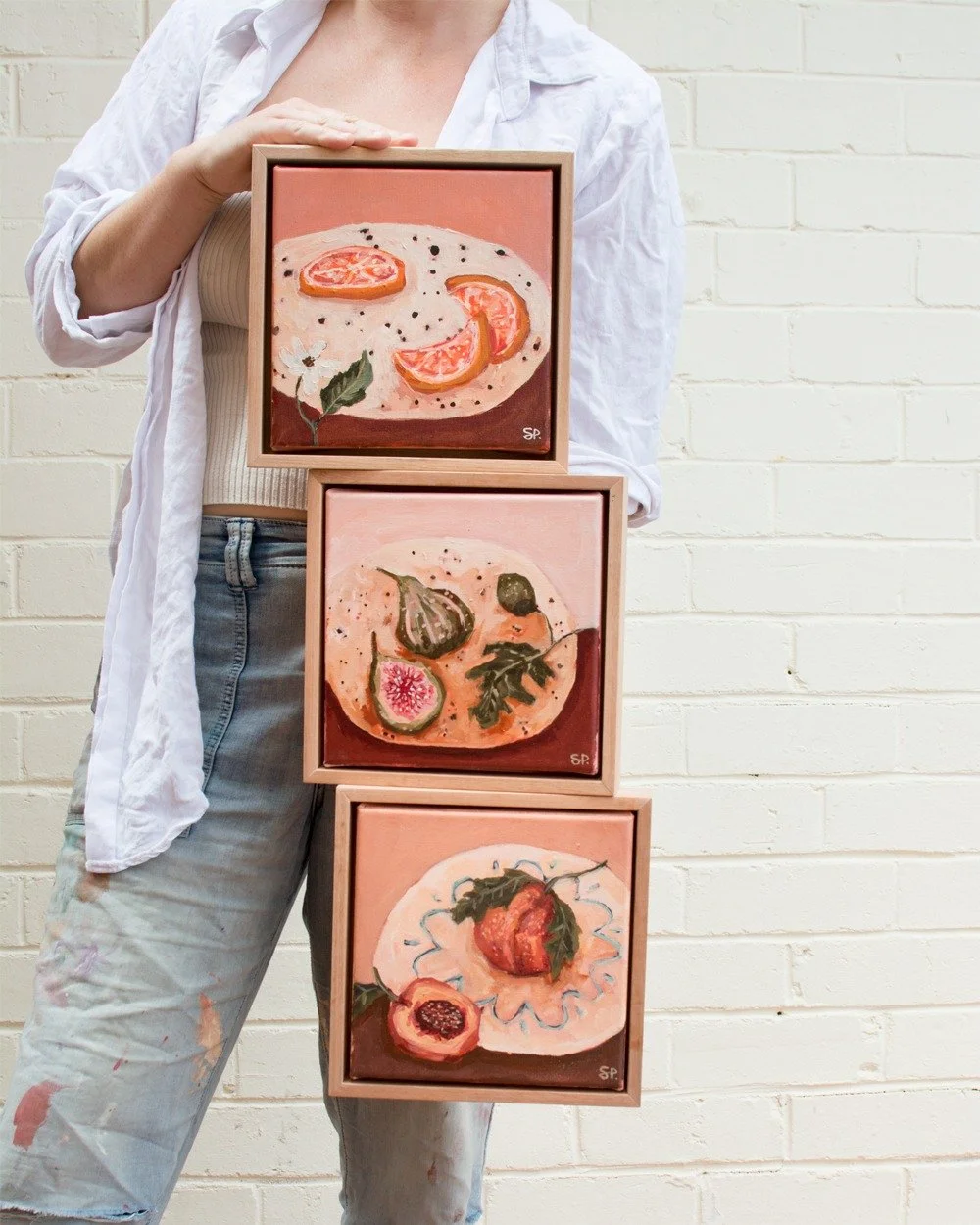 A little fruit collection that feels like sunshine on a plate making there way to @thetoowoombagallery . It's been a beautiful year of creating some of my best work and connecting with new collectors, galleries and fellow artists. 

Thank you everyon