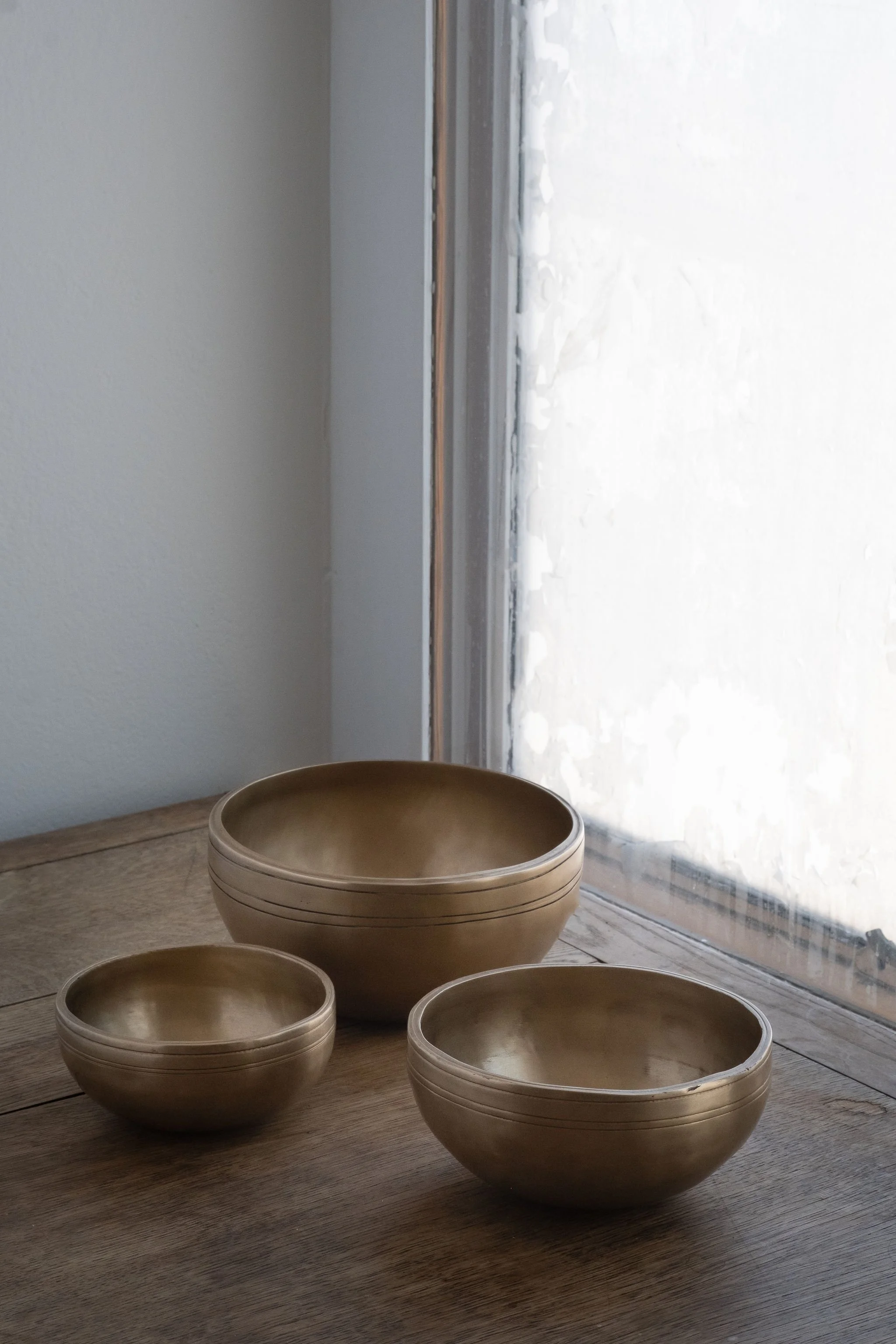 JAMBATI SINGING BOWLS - Small set of 3, D 4TH OCTAVE, G 4TH OCTAVE, C 5TH OCTAVE