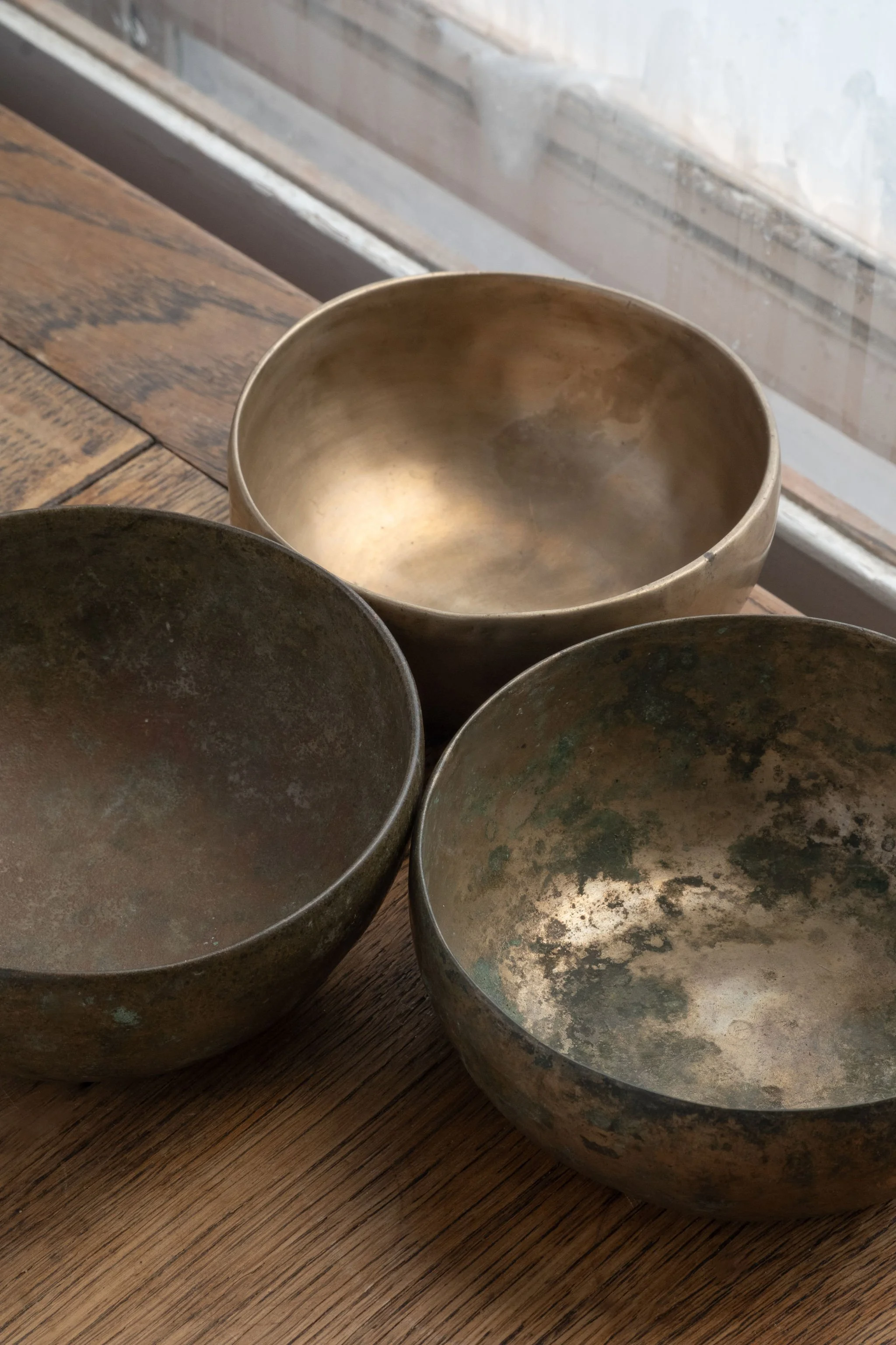 ANTIQUE BABY THADOBATI  BOWL