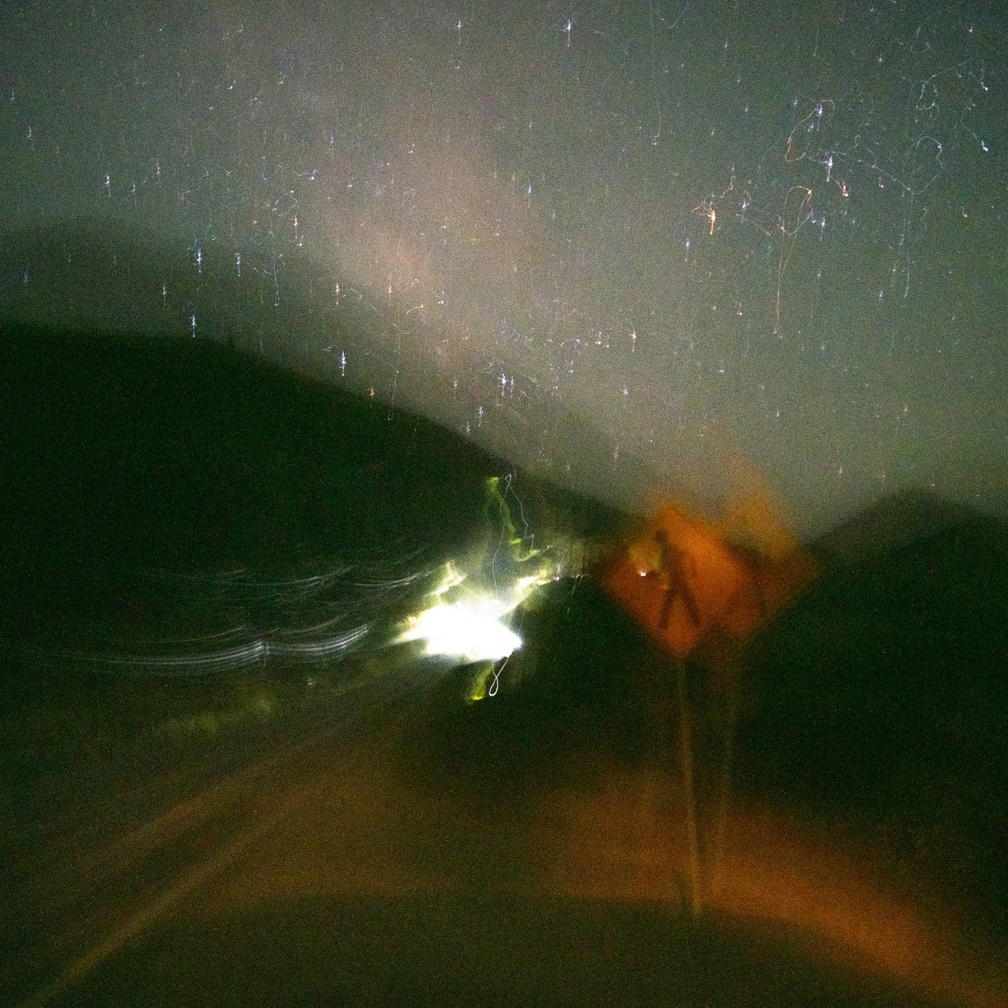 05_Abstract_Crossing.jpg