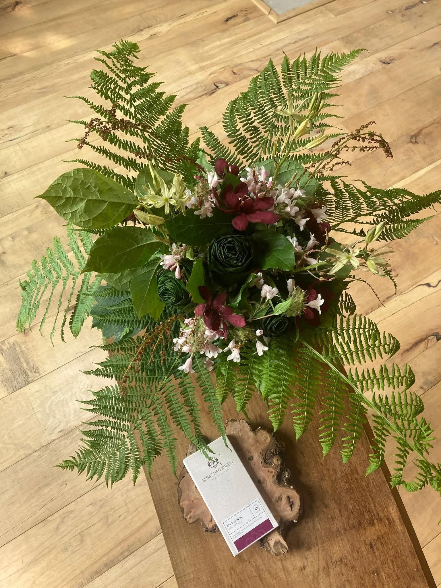 Shhh we won't tell anyone . . but on arrival you can book a fabulous bouquet of foraged flowers and seeds to find looking grand - as a surprise for your other half in your Schenbothy.

And add a bar of our local patissier @sebastiankobelt  artisan ch