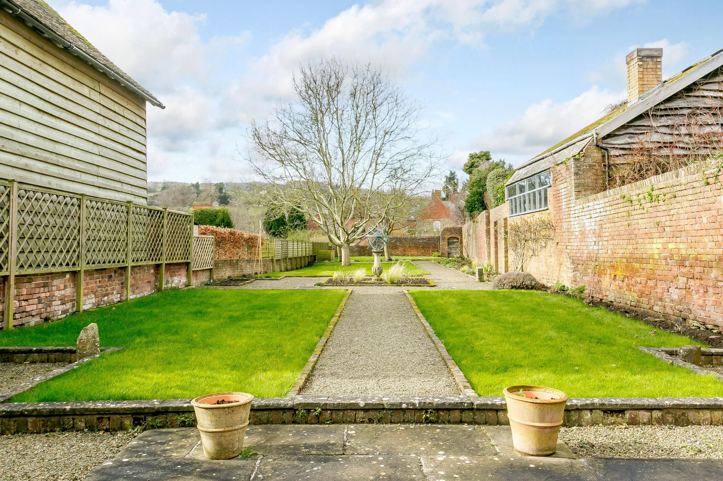 44 Mill Street, Ludlow, Shropshire, SY8 1BB Mark Wiggin Estate Agents