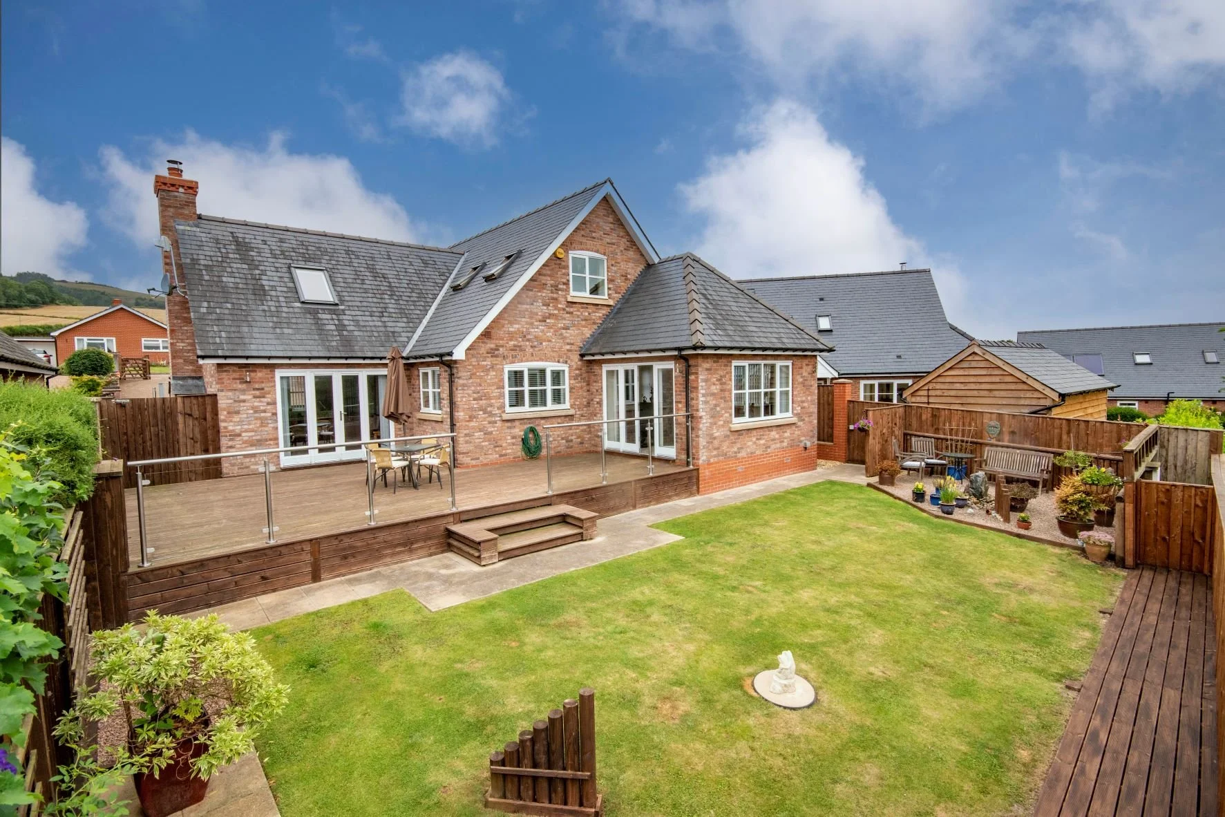 Glynste, Mount Pleasant, Llwyn Road, Clun, Craven Arms, Shropshire, SY7 8JJ