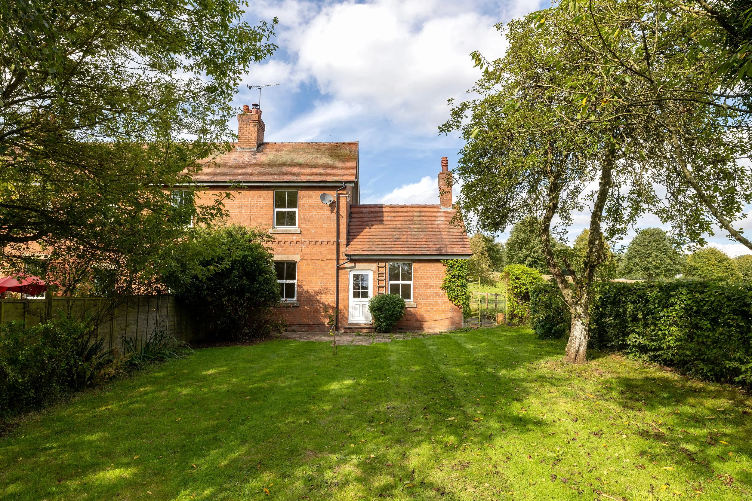 3 Rosedale Cottages, Pudleston, Leominster, Herefordshire, HR6 0RF