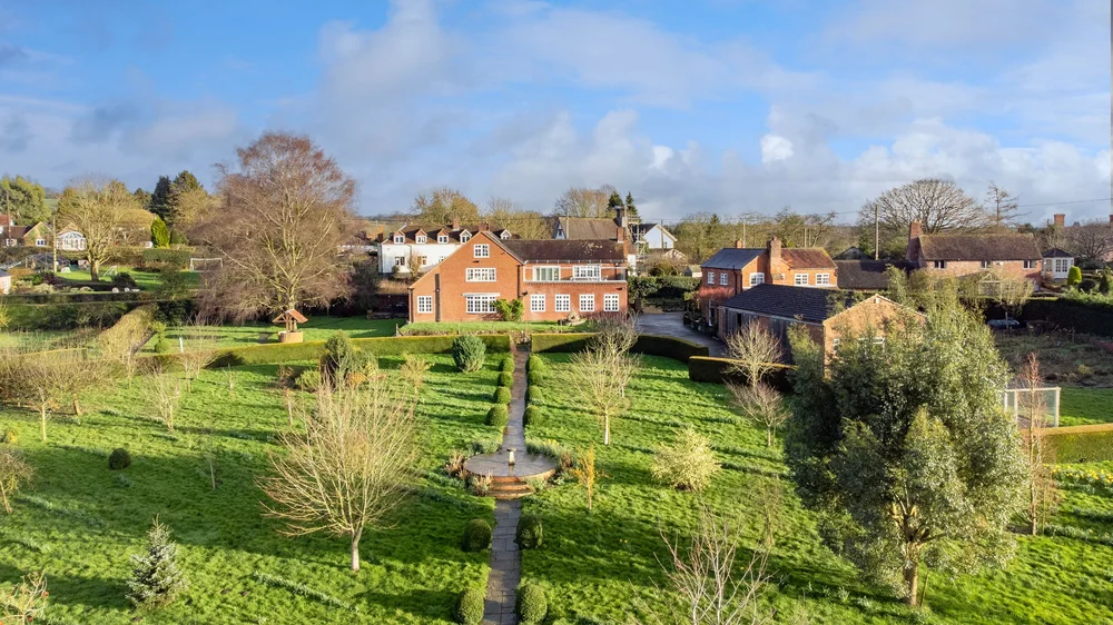 The Bramleys, Bayton, Worcestershire, DY14 9LP Mark Wiggin Estate Agents