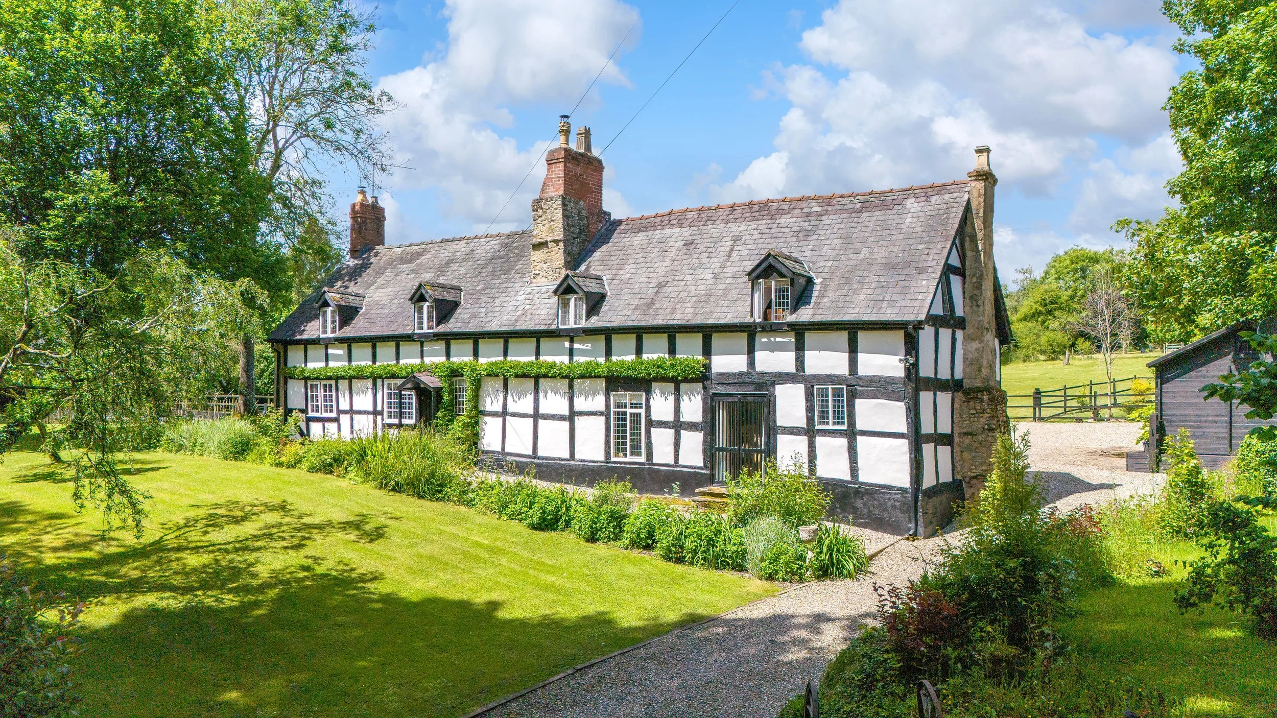 0745LowerHouse-02.jpg