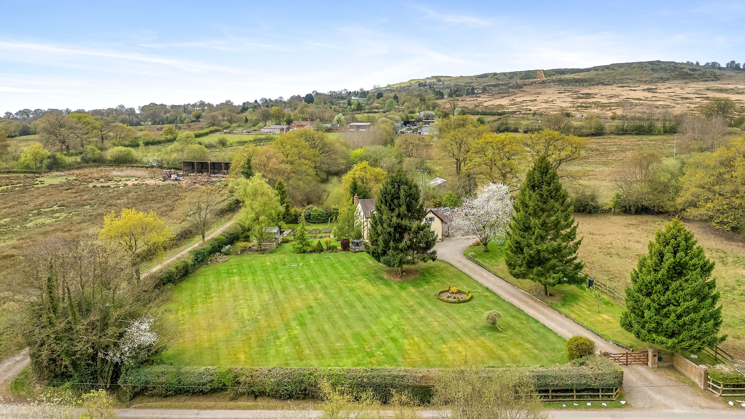 1028StockhallCottage-06.jpeg