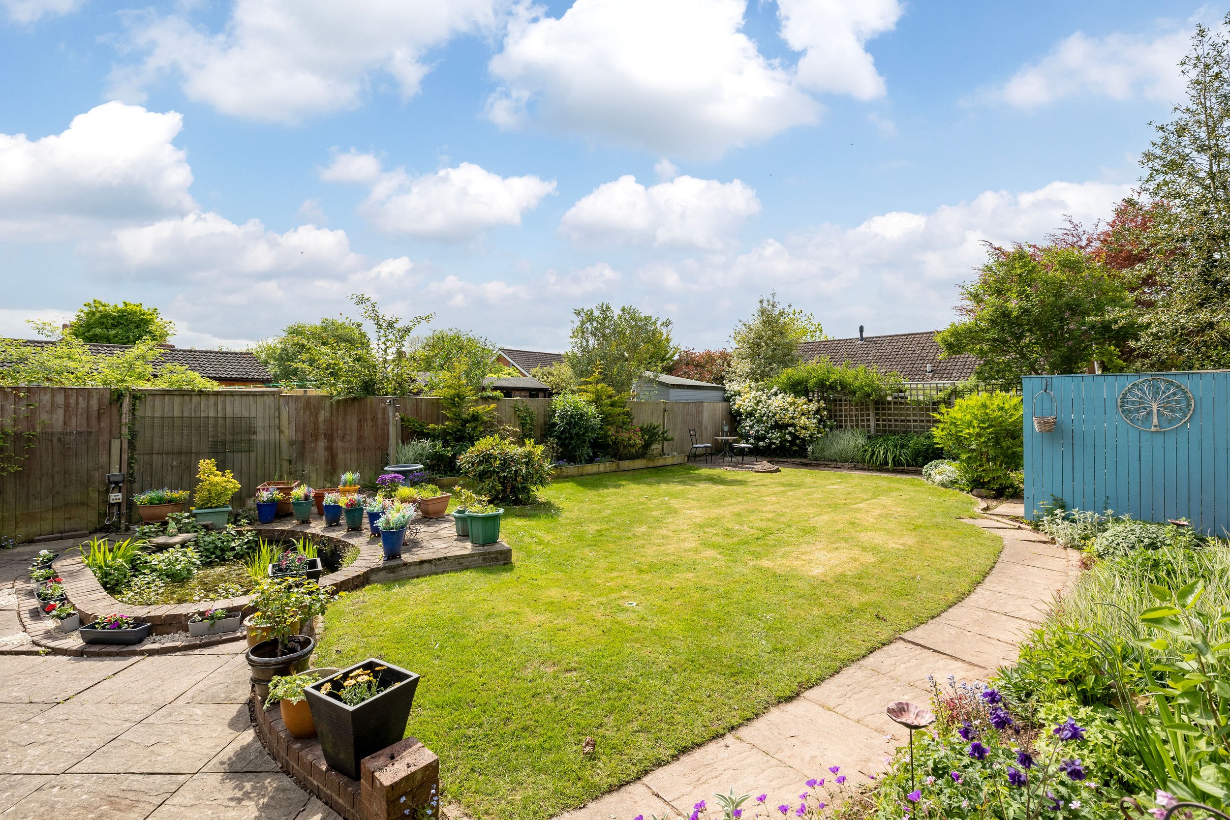 10627CroftCrescent-07.jpeg