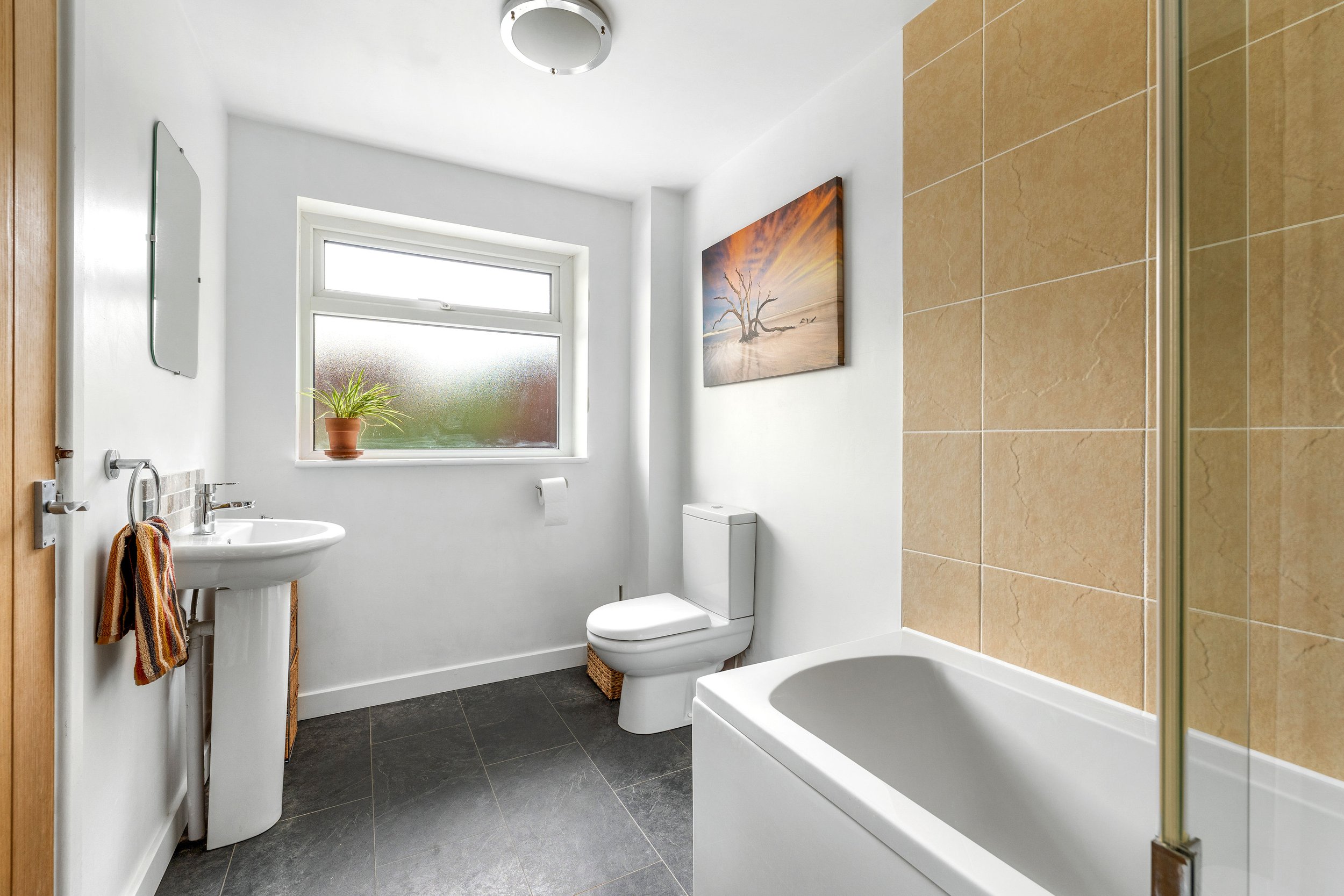 10627CroftCrescent-13.jpeg