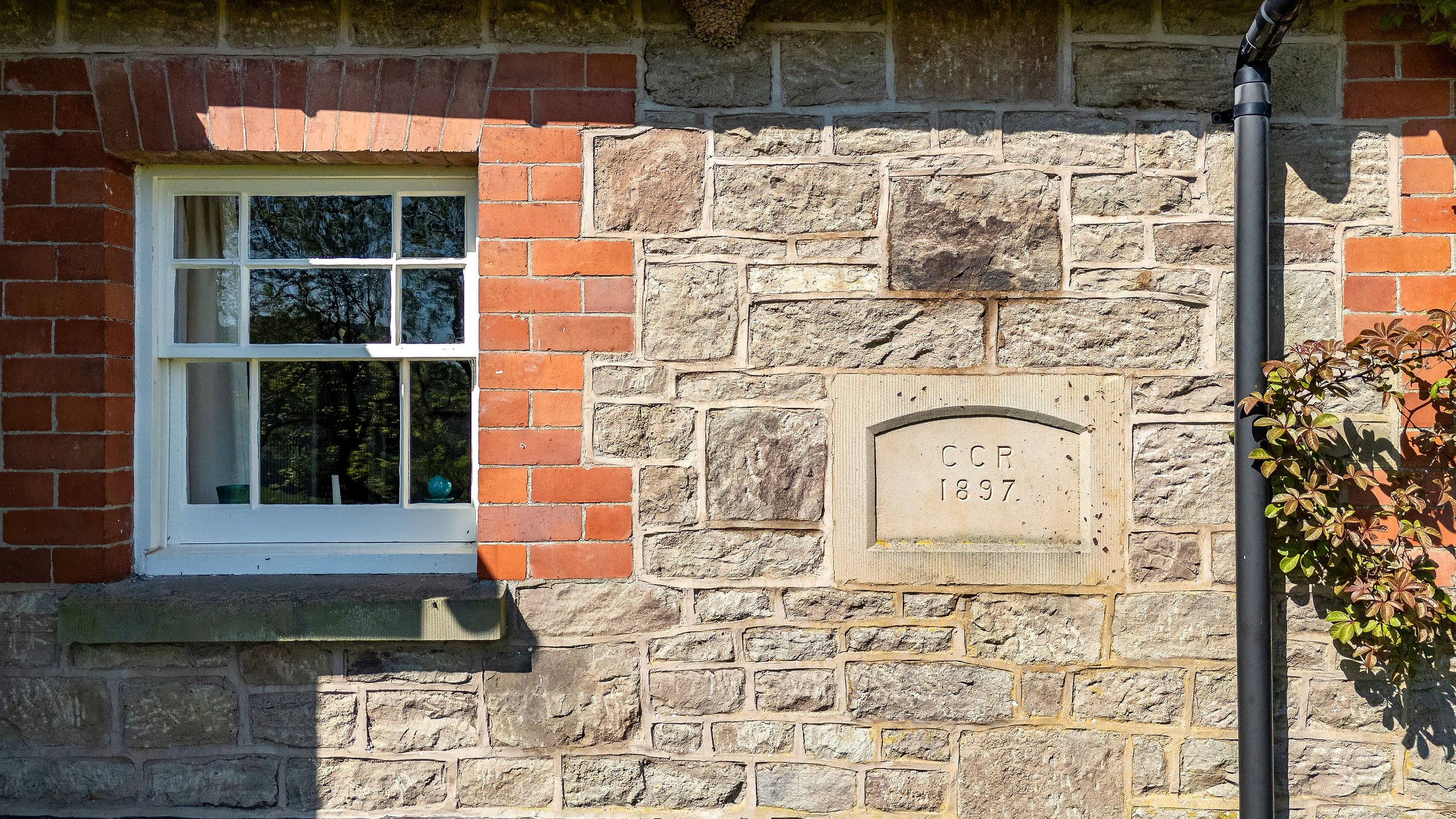 1073BlackVennHouse-18.jpeg