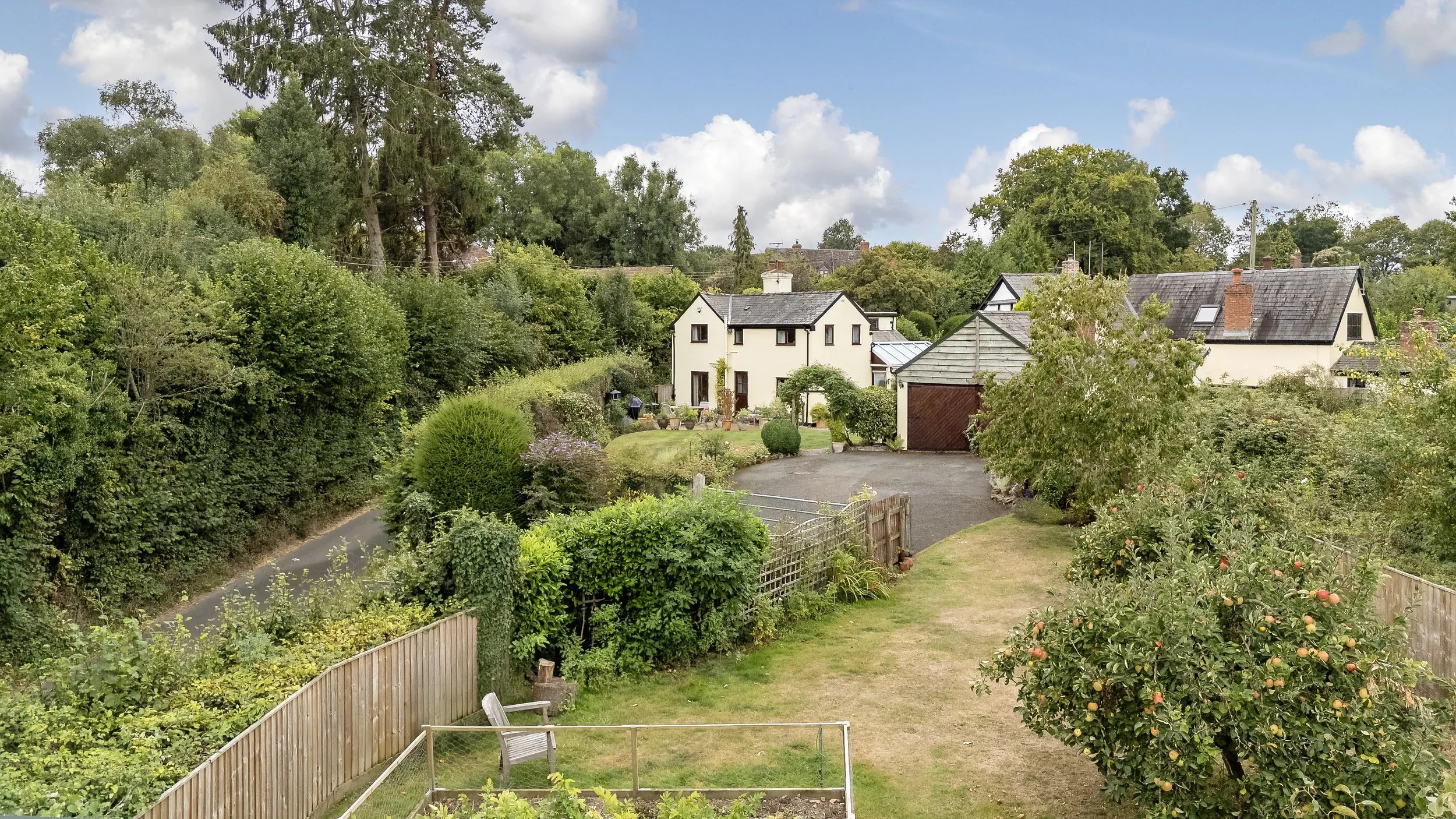mw2025-20 badgerbrook cottage-02.jpeg