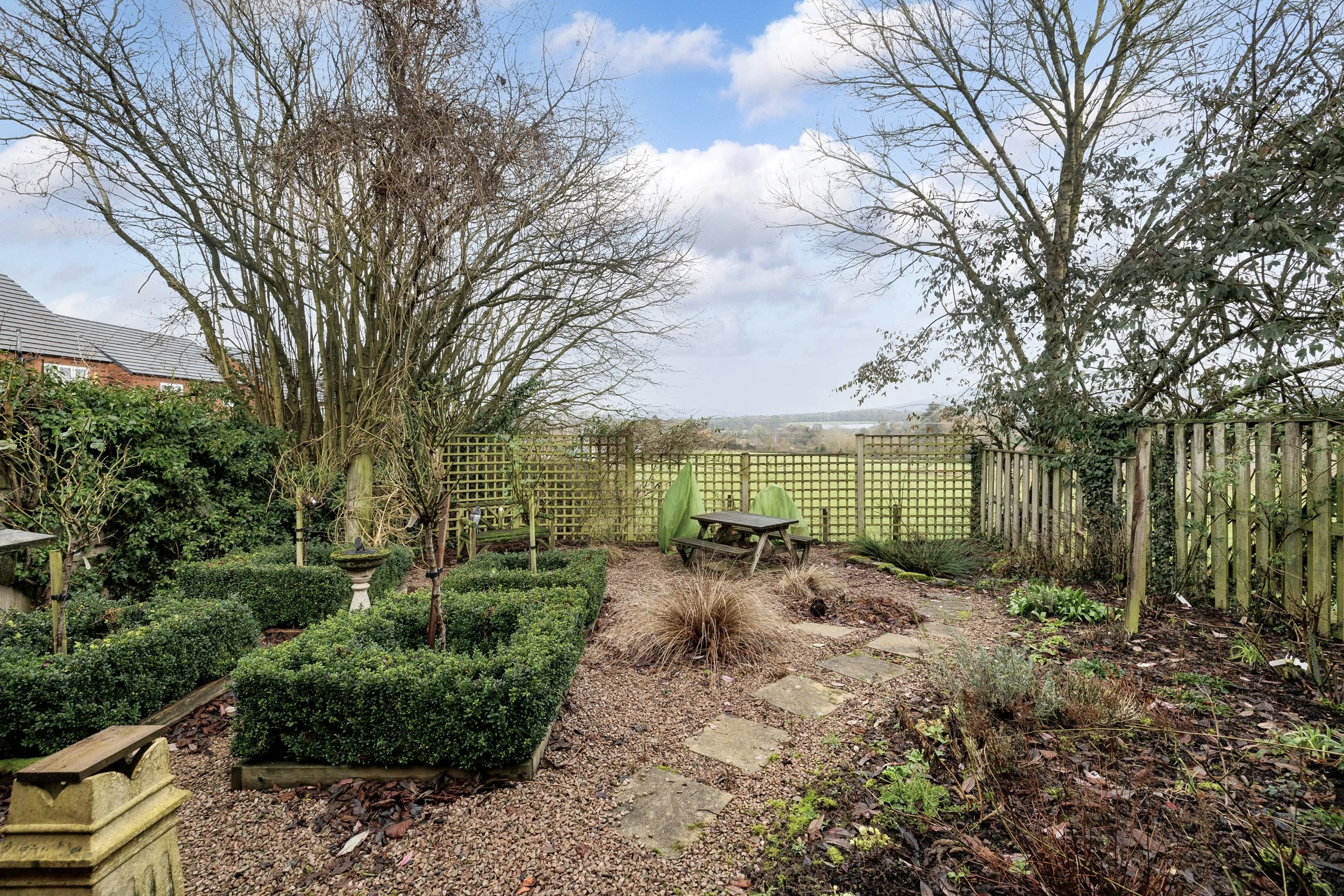 mw2026-02-teme house-05.jpg