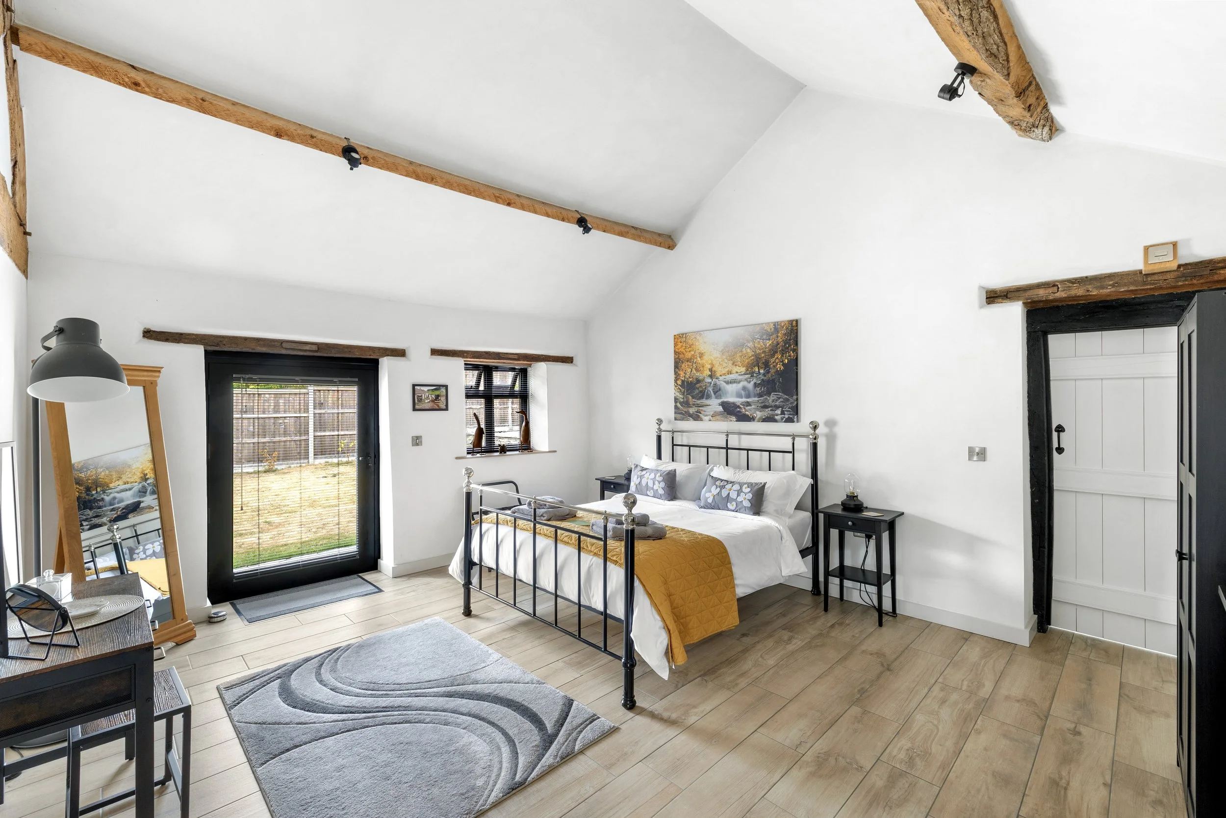 mw2025-14 the old granary-35.jpeg