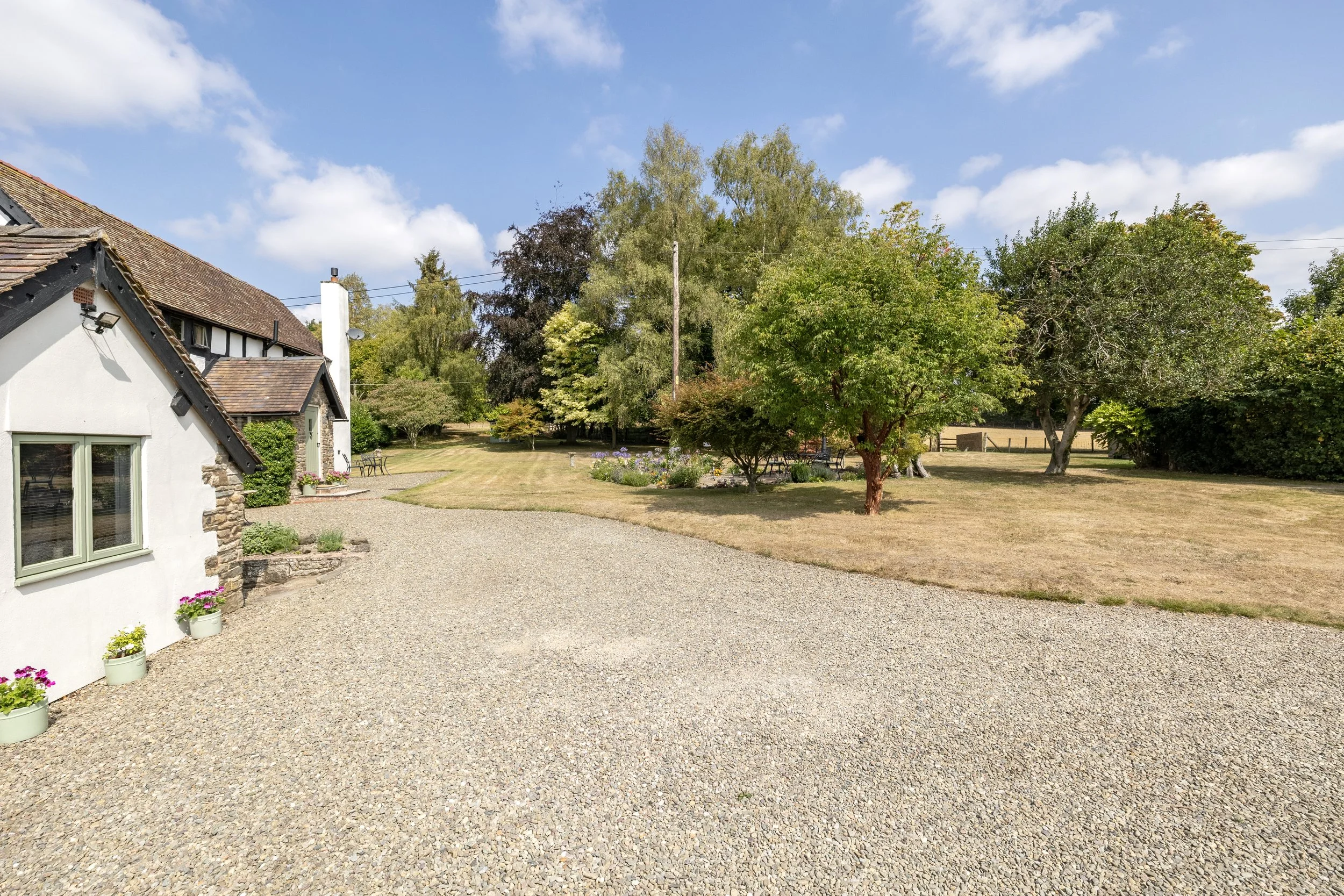 mw2025-14 the old granary-17.jpeg