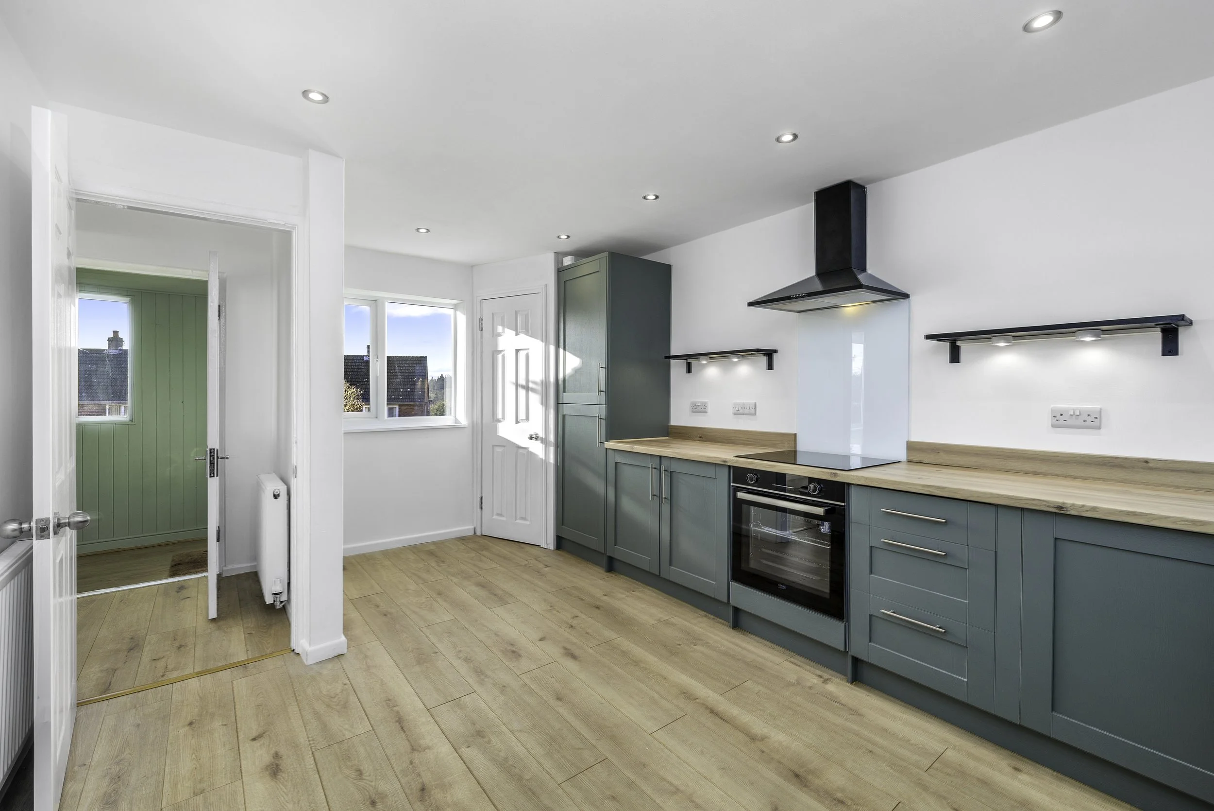 mw2026-04-9 housman crescent-29.jpg