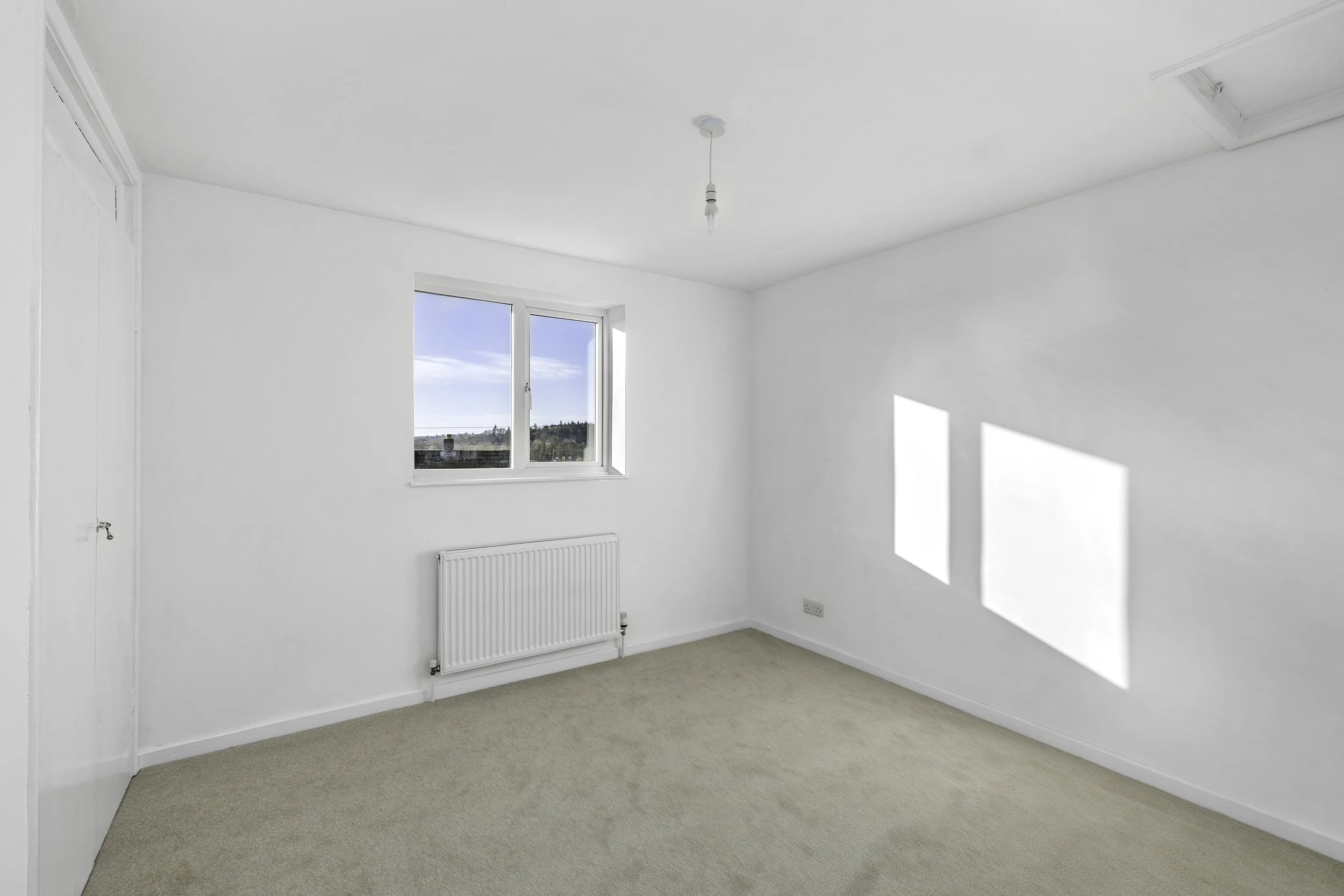 mw2026-04-9 housman crescent-25.jpg