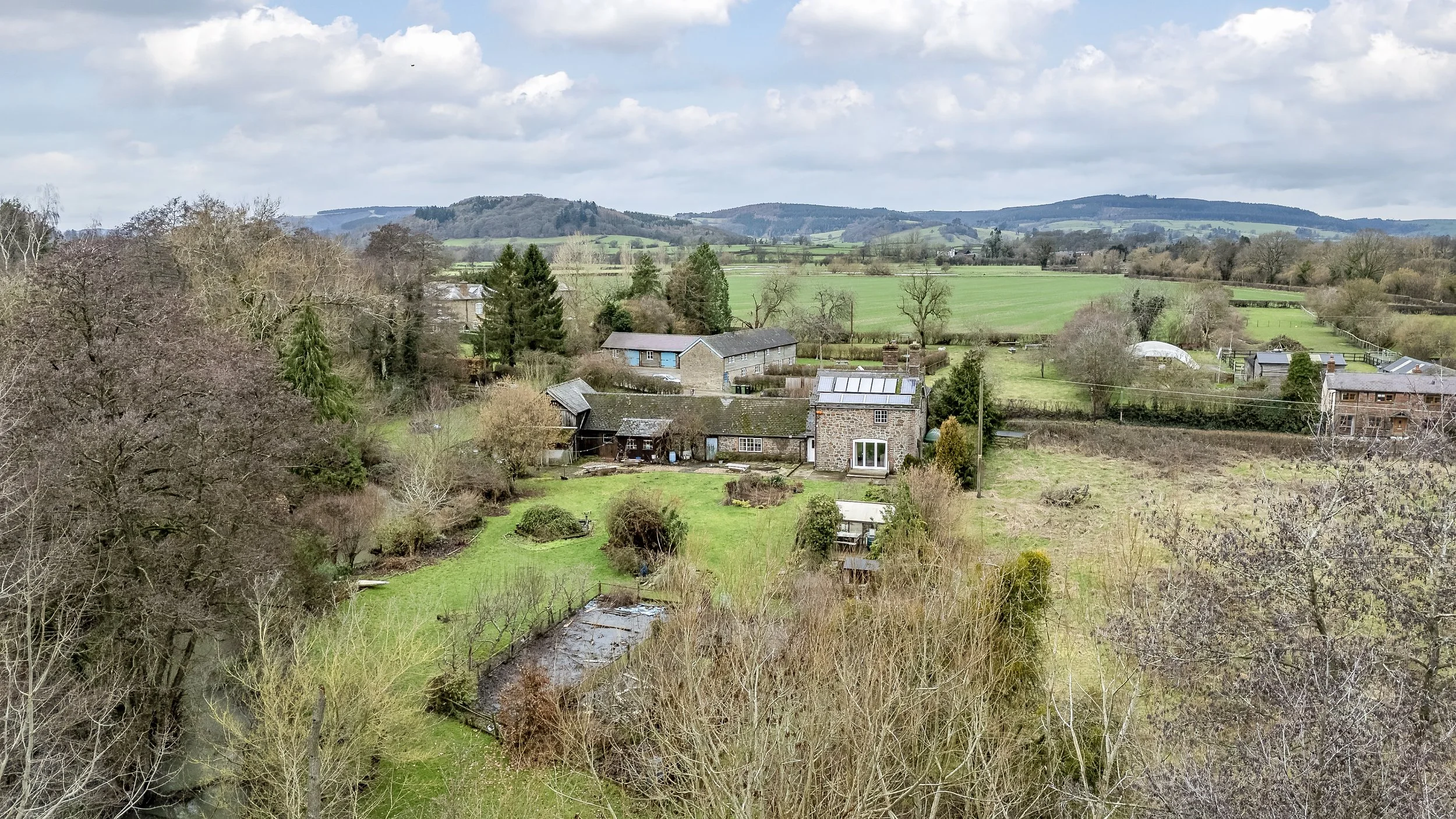 mw2026-07-old smithy-06.jpg