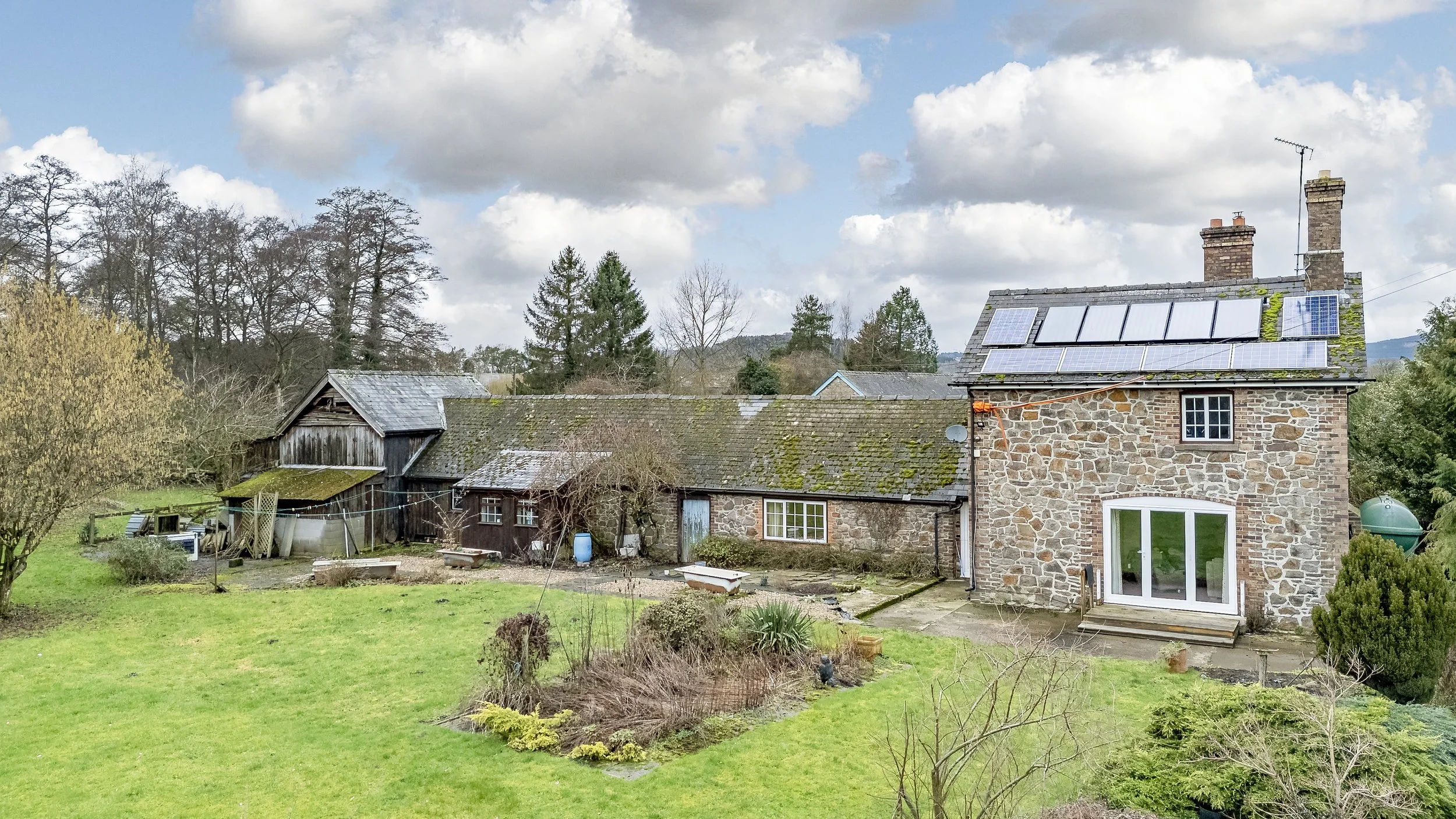 mw2026-07-old smithy-08.jpg