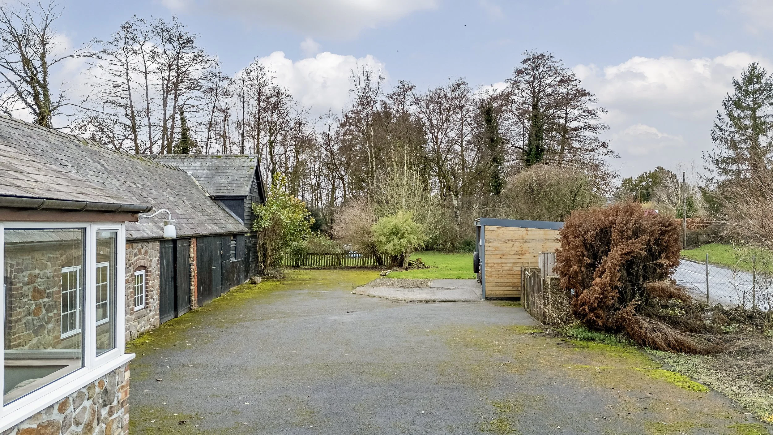 mw2026-07-old smithy-14.jpg