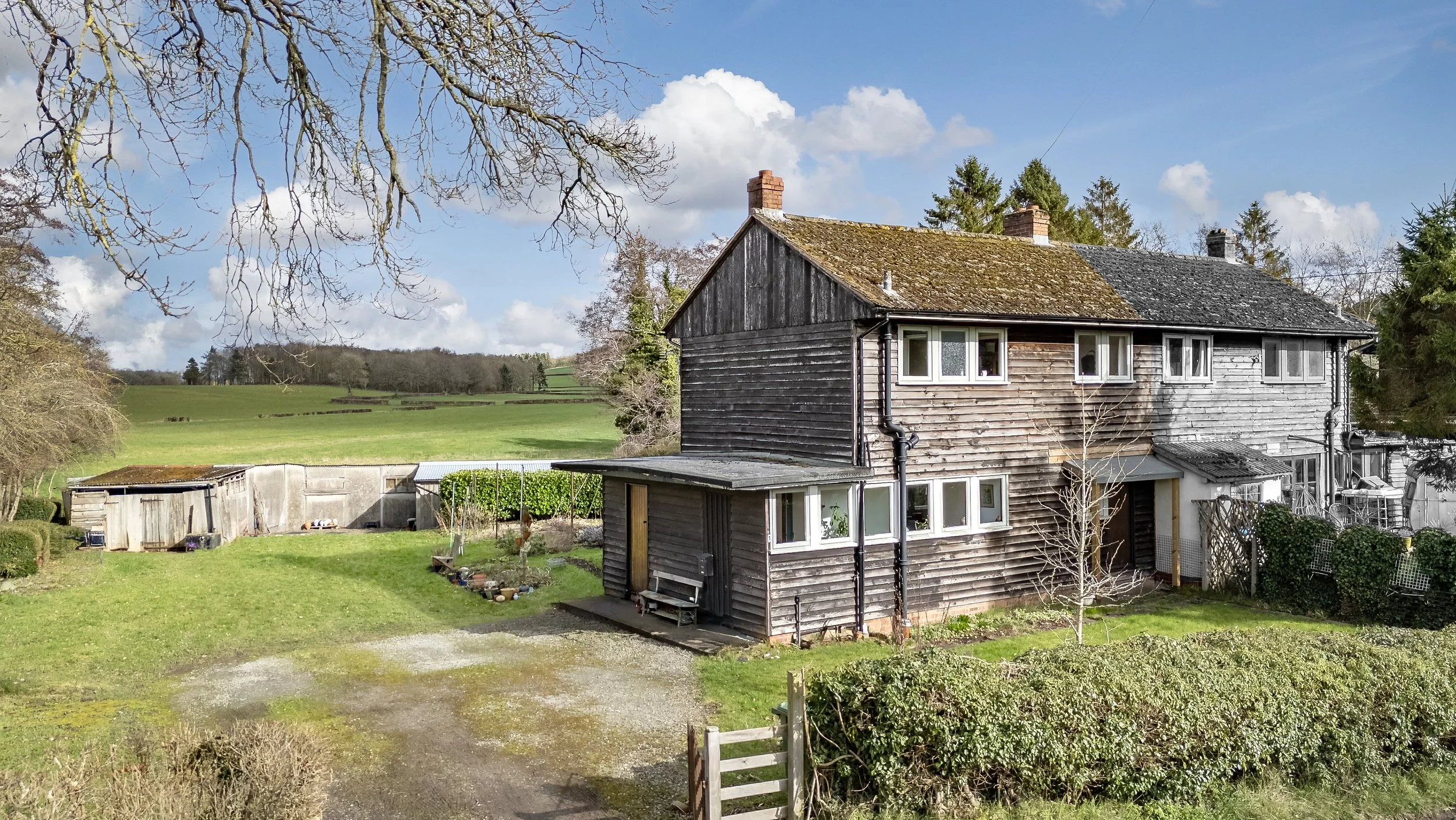 mw2026-11-1 peaton strand cottage-02.jpg