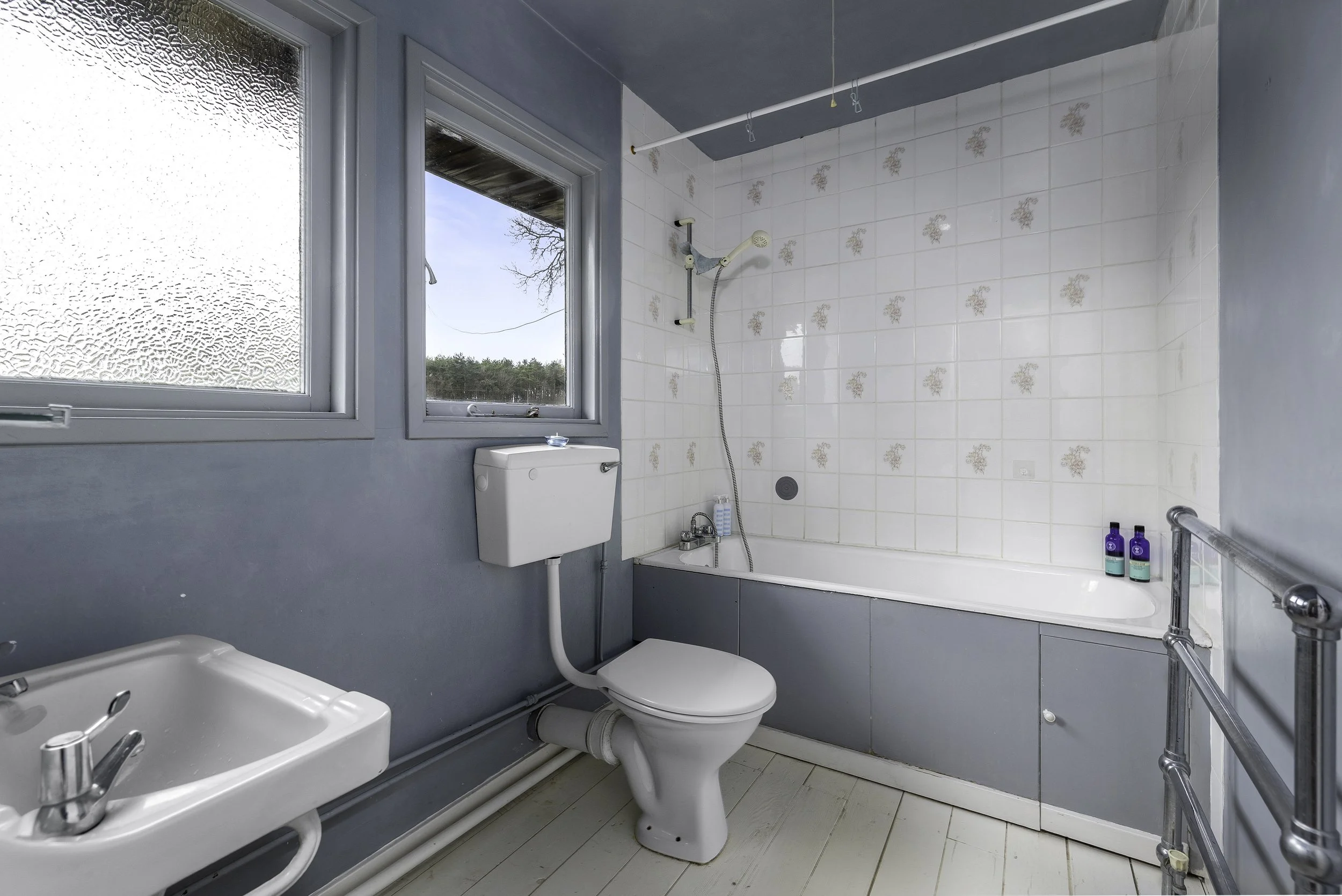 mw2026-11-1 peaton strand cottage-15.jpg