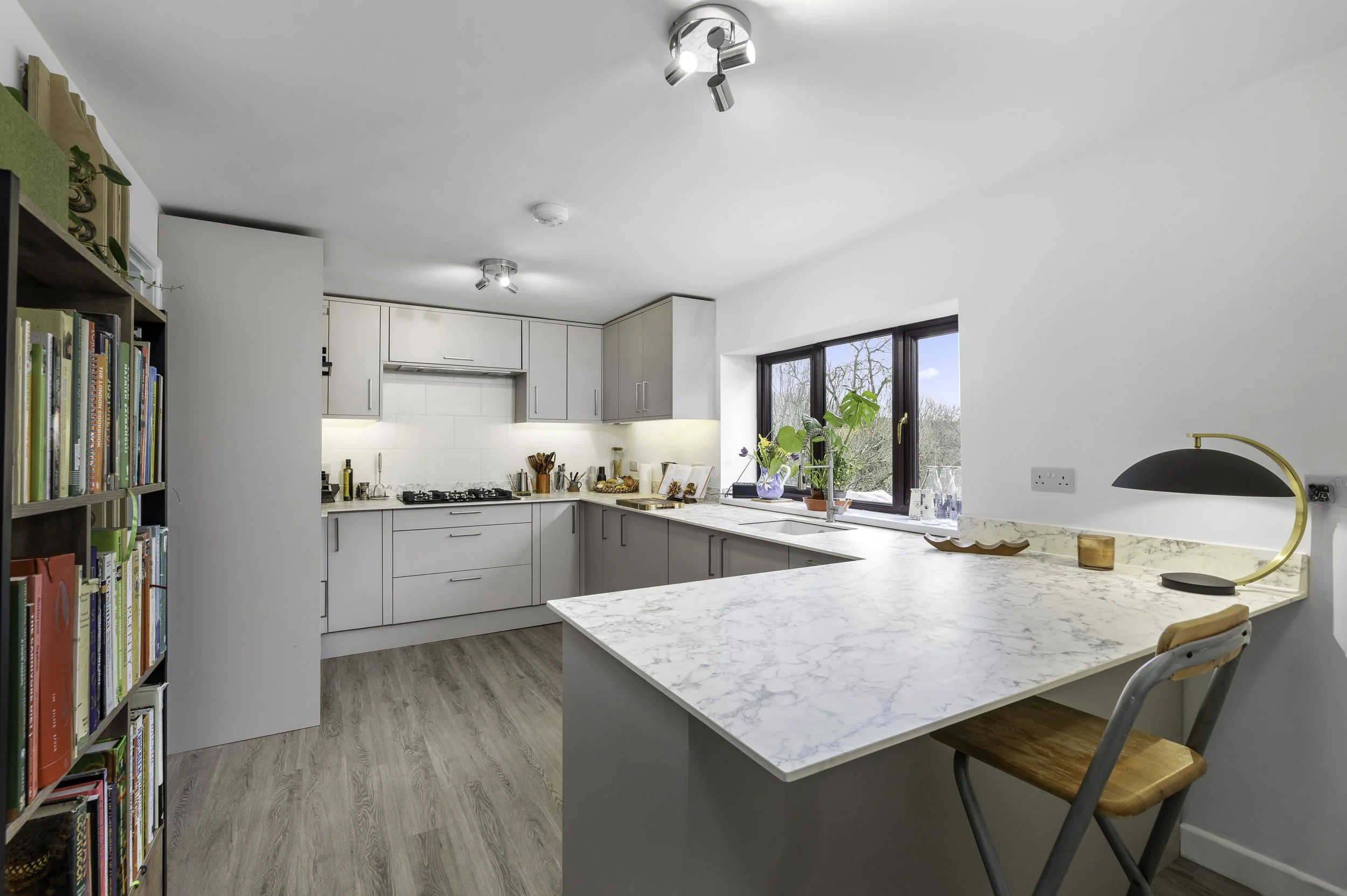 mw2026-10-hill view-09.jpg