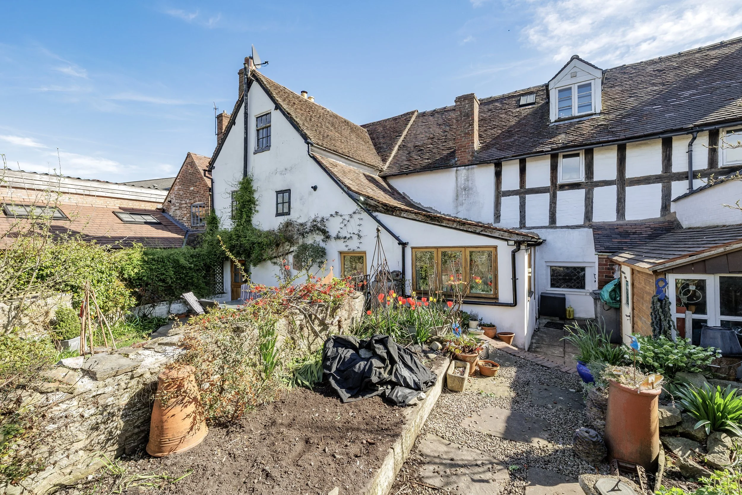 mw2026-24-tannery cottage-08.jpg