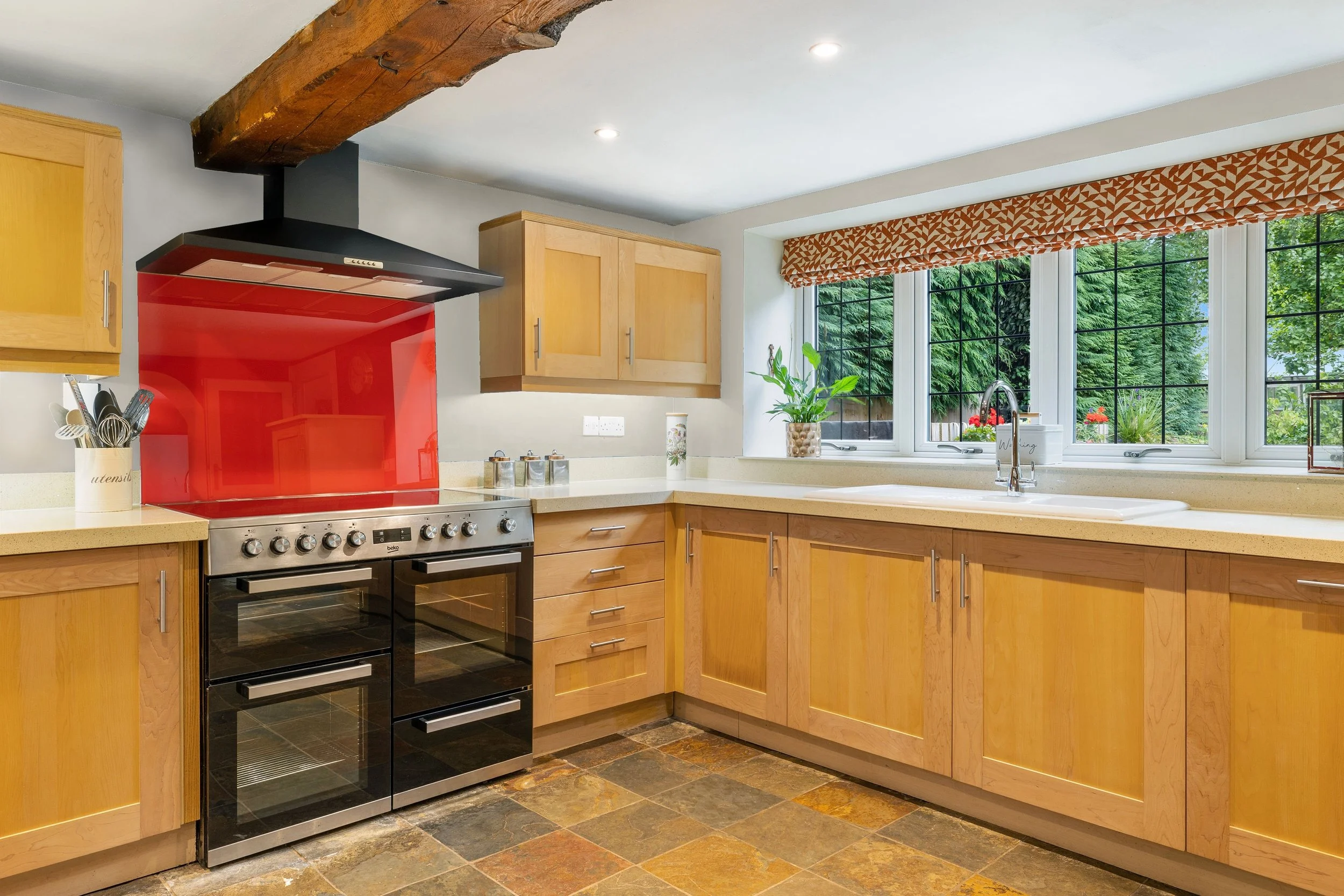 Vigrove kitchen.jpg