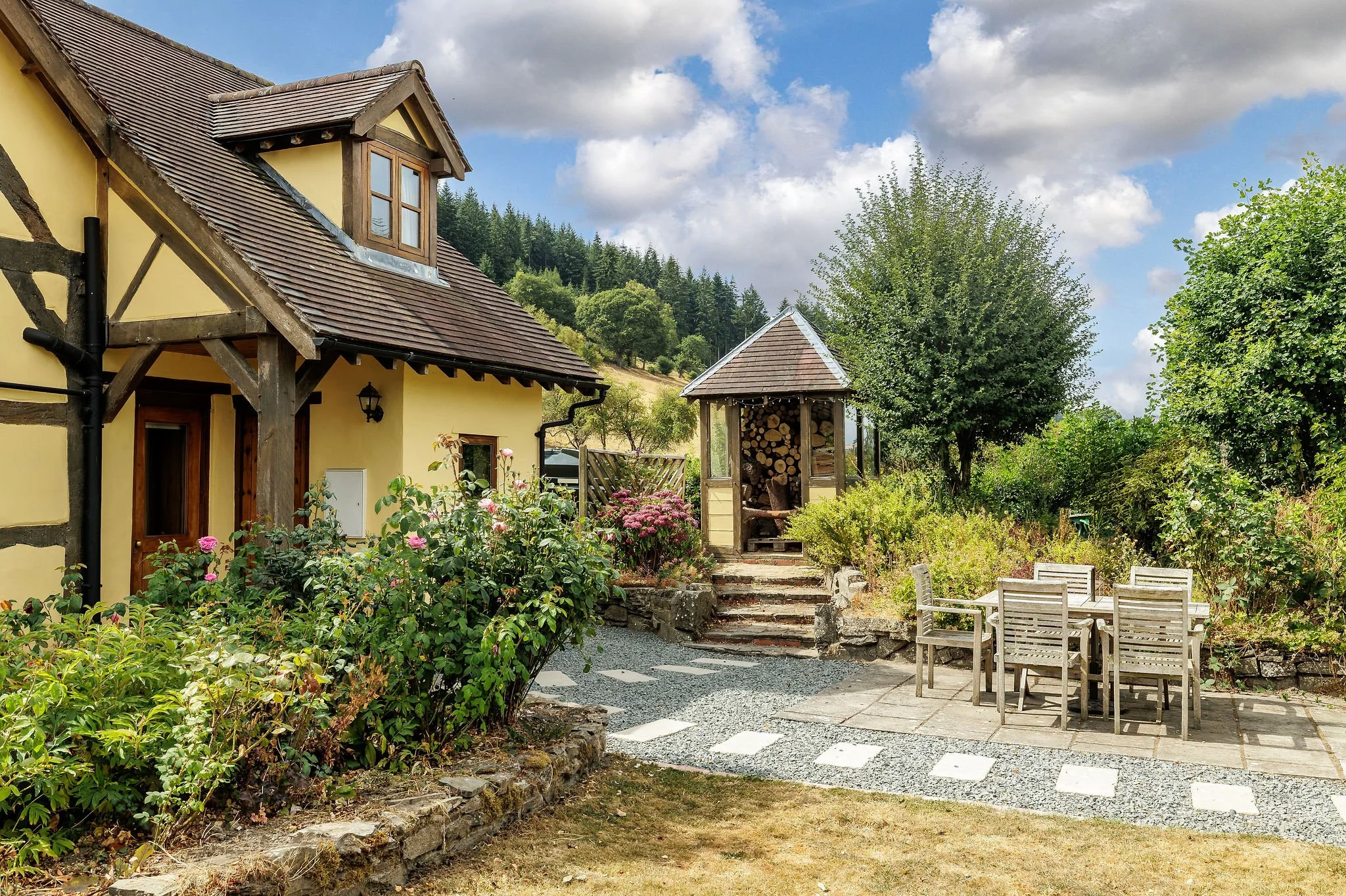 MW2026-63-CwmLaneCottage-016.jpg