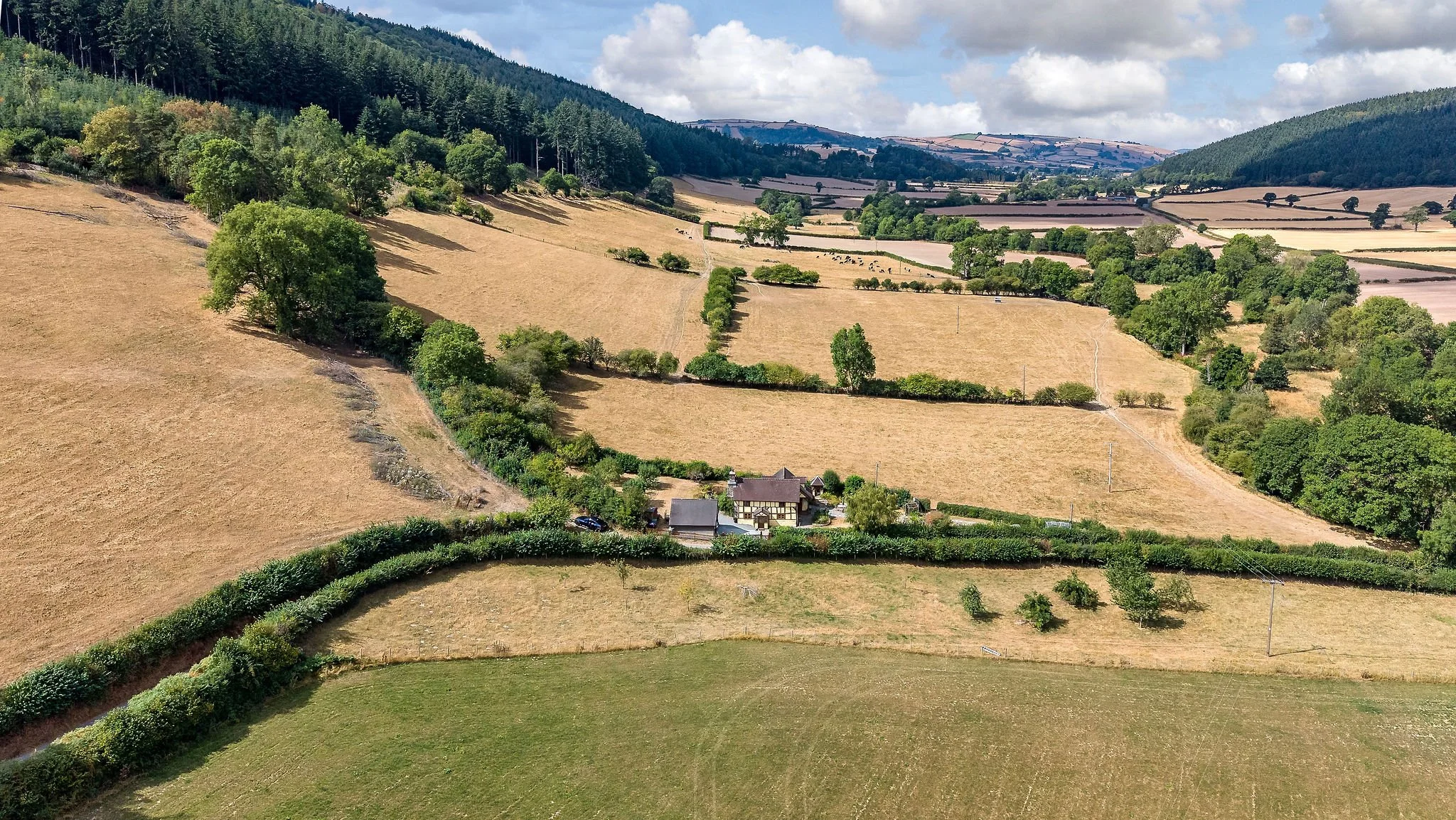 MW2026-63-CwmLaneCottage-002.jpg