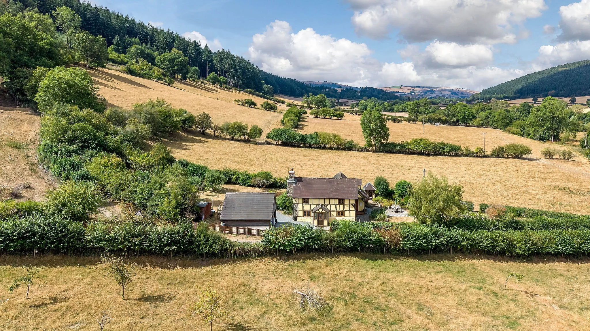 MW2026-63-CwmLaneCottage-001.jpg