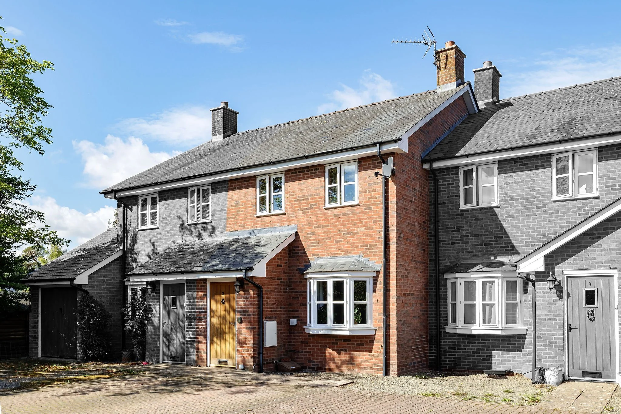 2 The Grove, High Street, Leintwardine, Herefordshire, SY7 0LQ