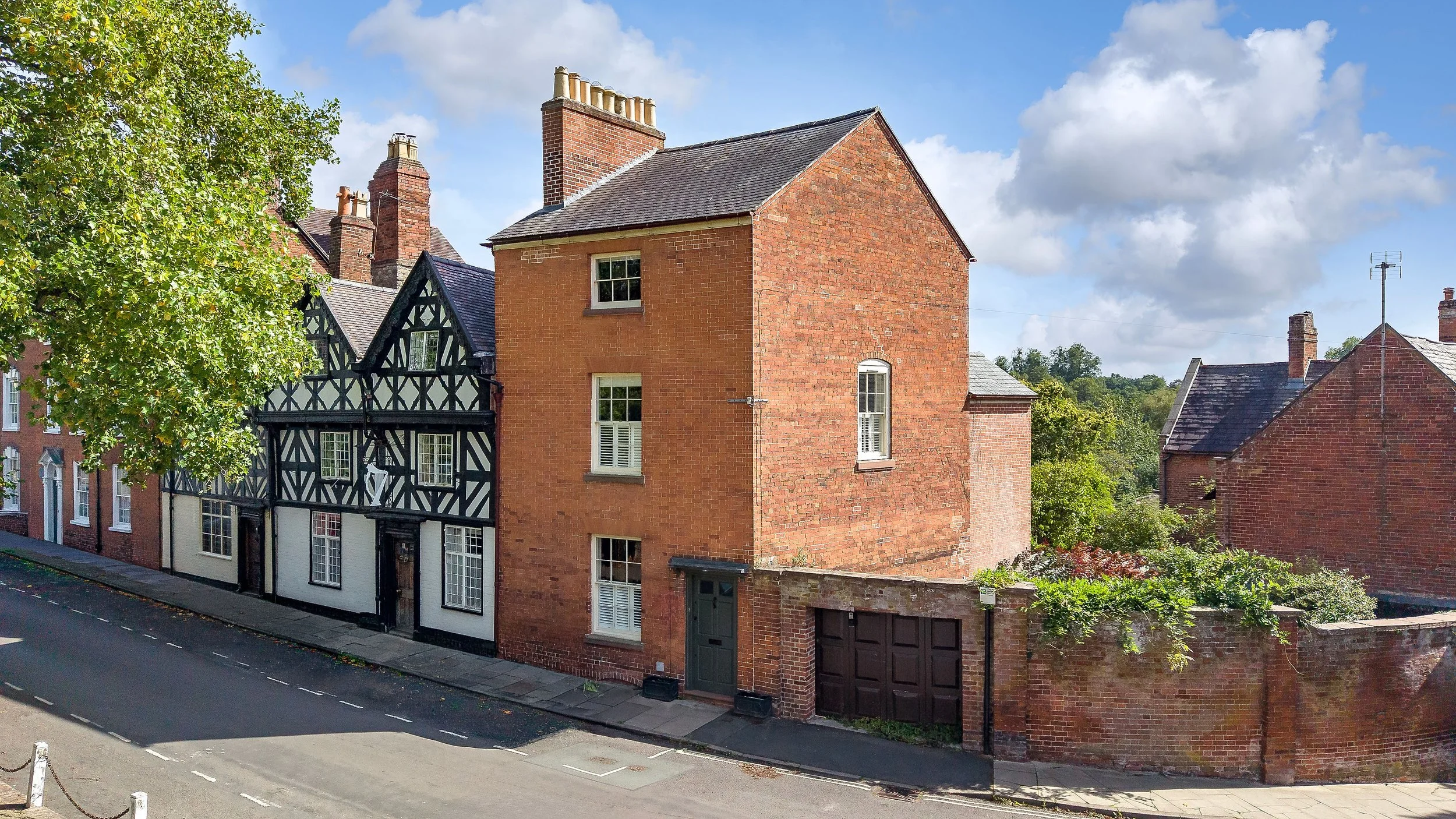 15 Dinham, Ludlow, Shropshire, SY8 1EJ