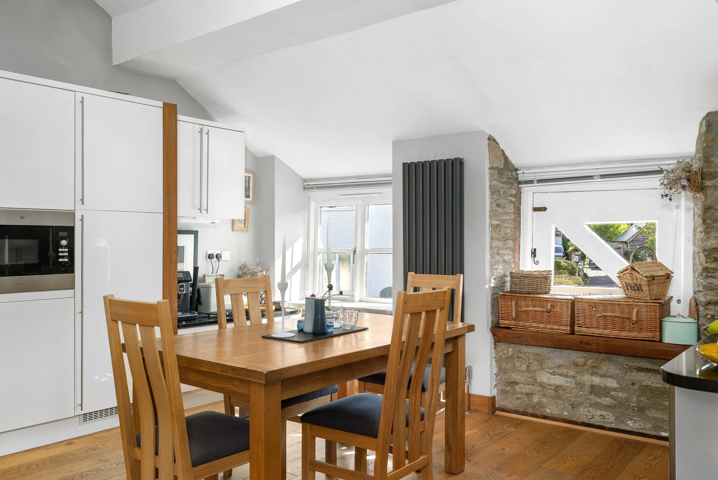 MW2026-74-TheCoachHouse,-020.jpg