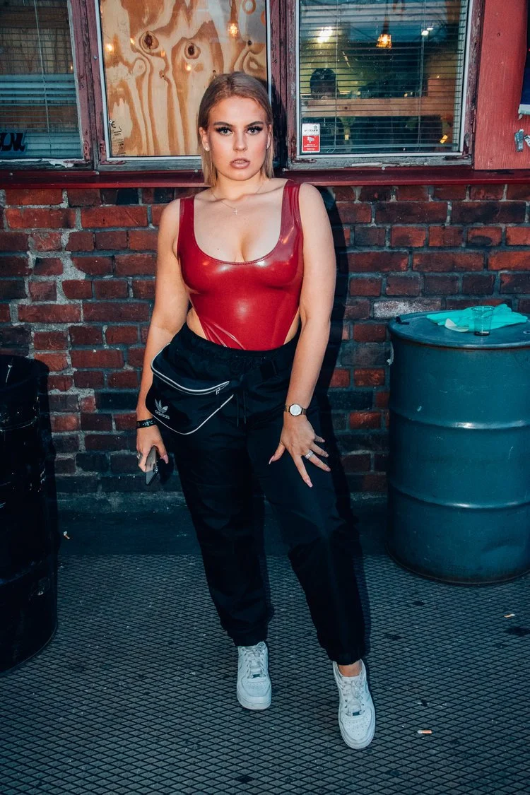 SNAP & PEEK- SHUTDOWN FESTIVAL 25.jpeg