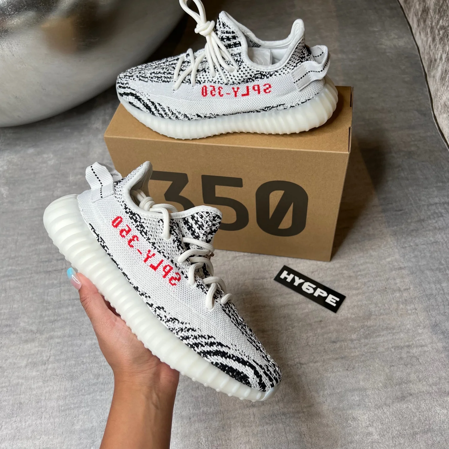 col china Cuidado seco Yeezy Zebra V2<br/>Yeezy Zebra V2<br/>Hype6ix — Hype6ix