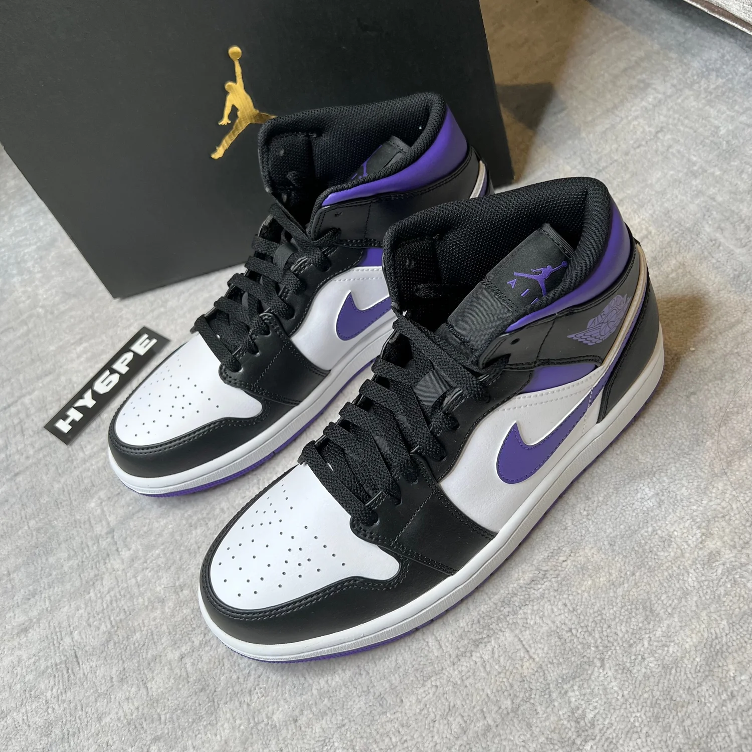 Jordan court deals purple