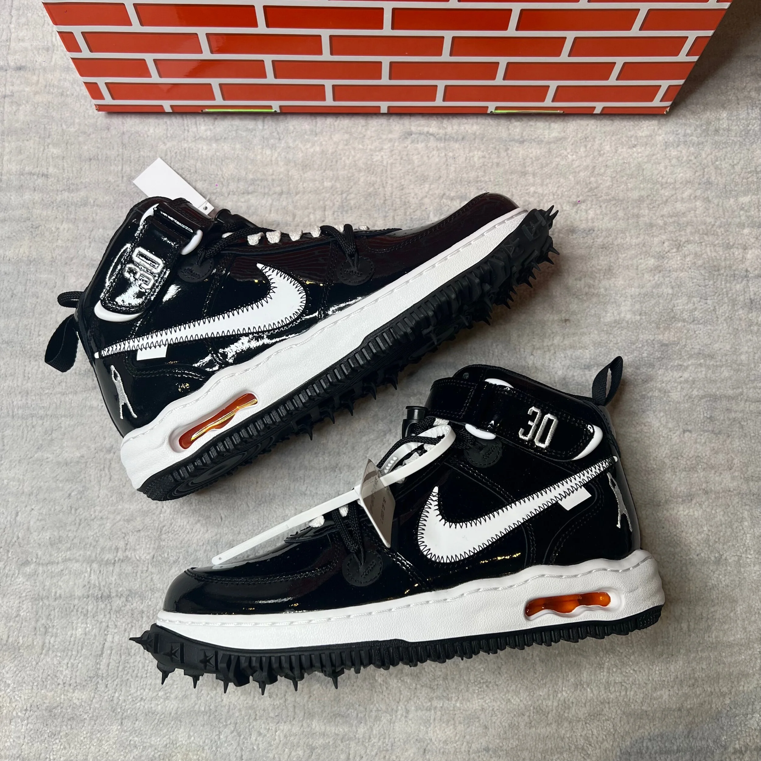 Nike shop c2h4 price