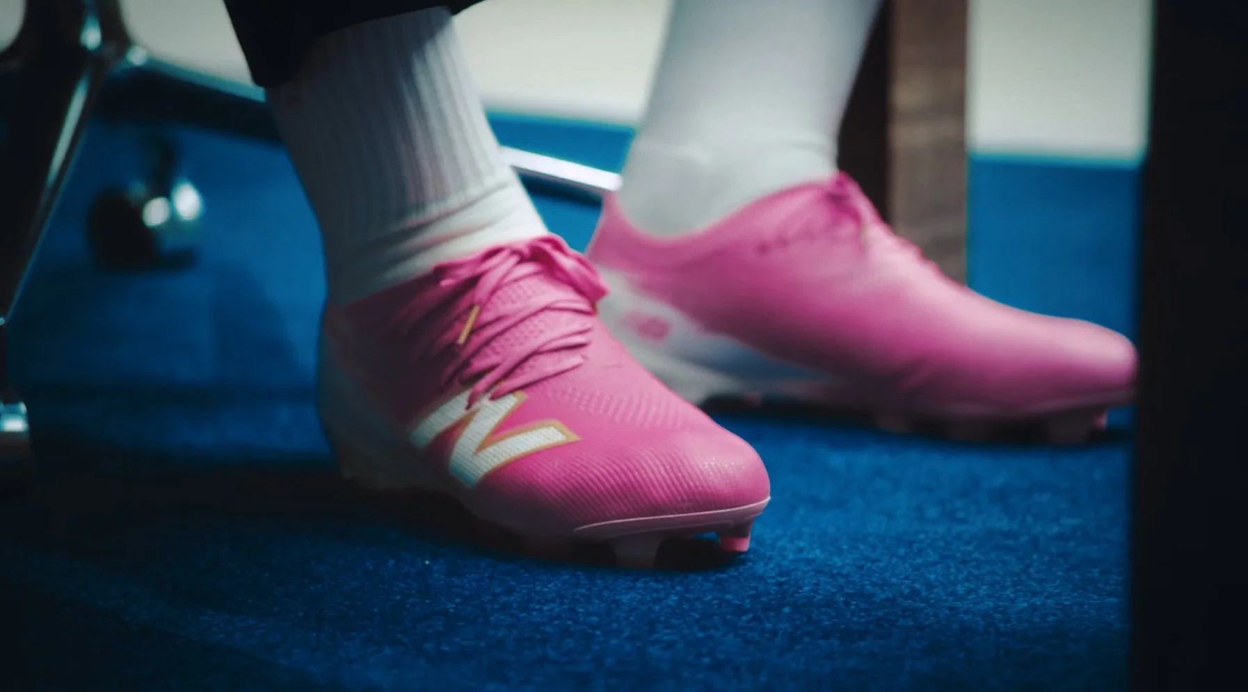 newbalance_0001_Layer 100.jpg